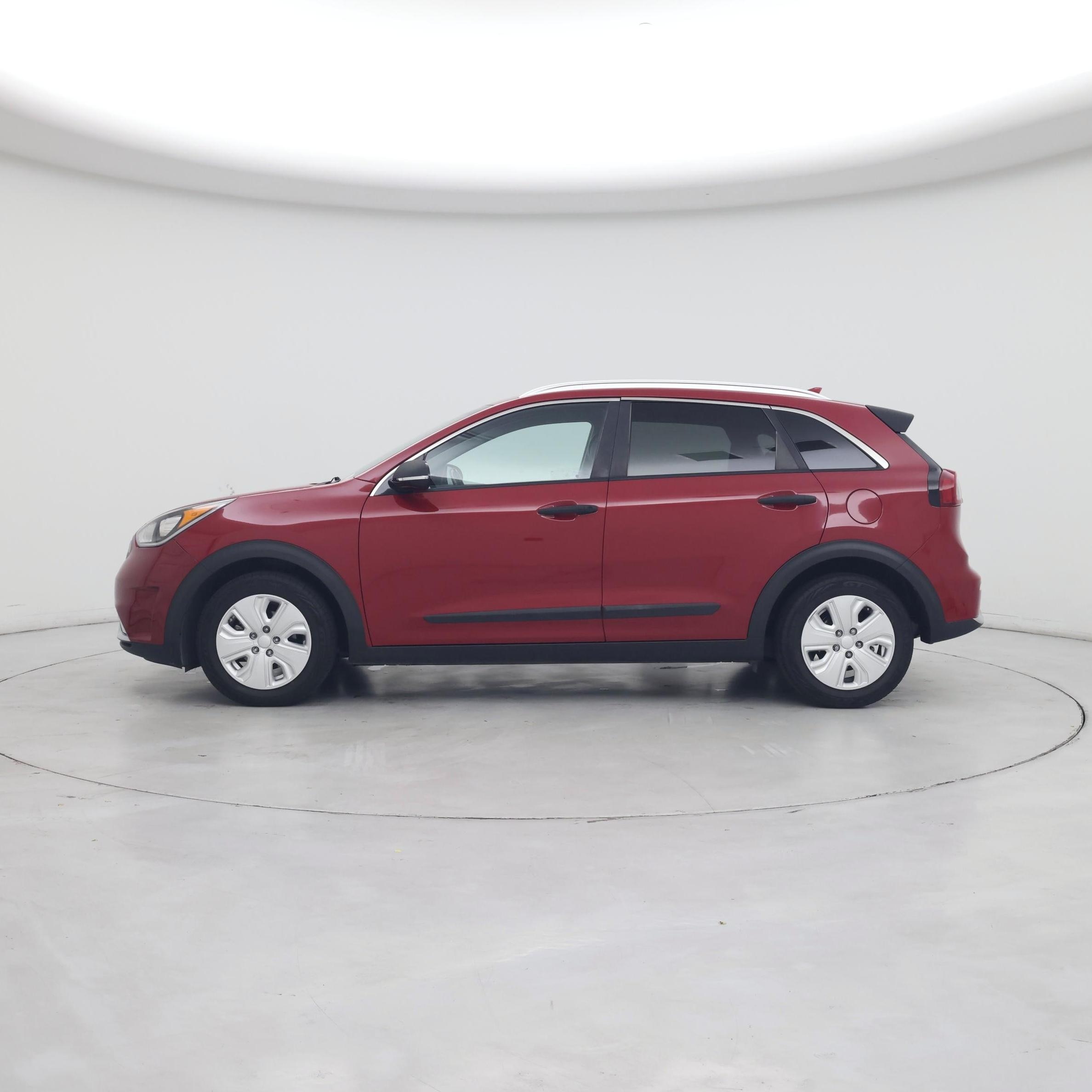 Thumbnail: 2018 Kia Niro - 3