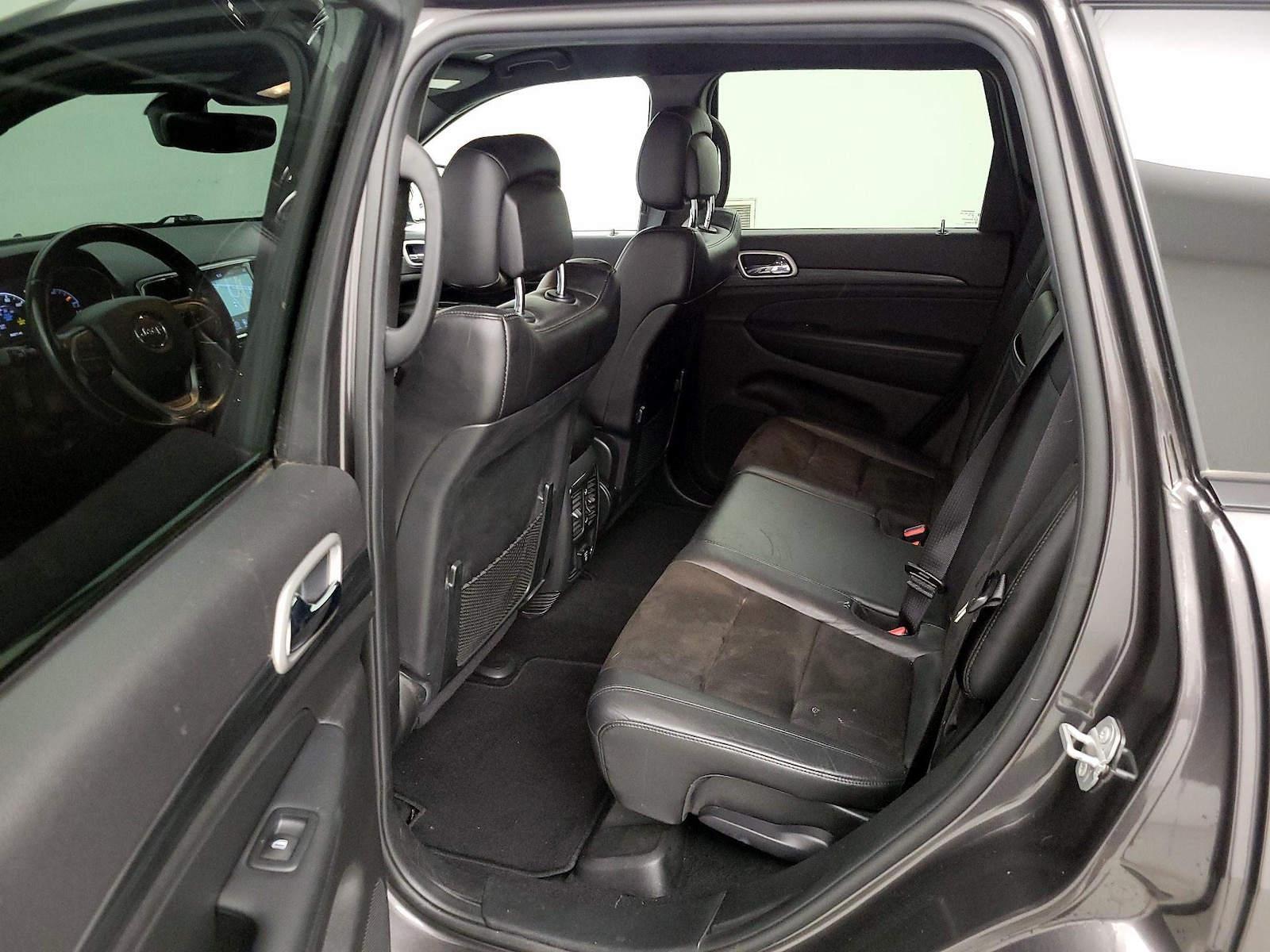 2020 Jeep Grand Cherokee Altitude - Photo 20