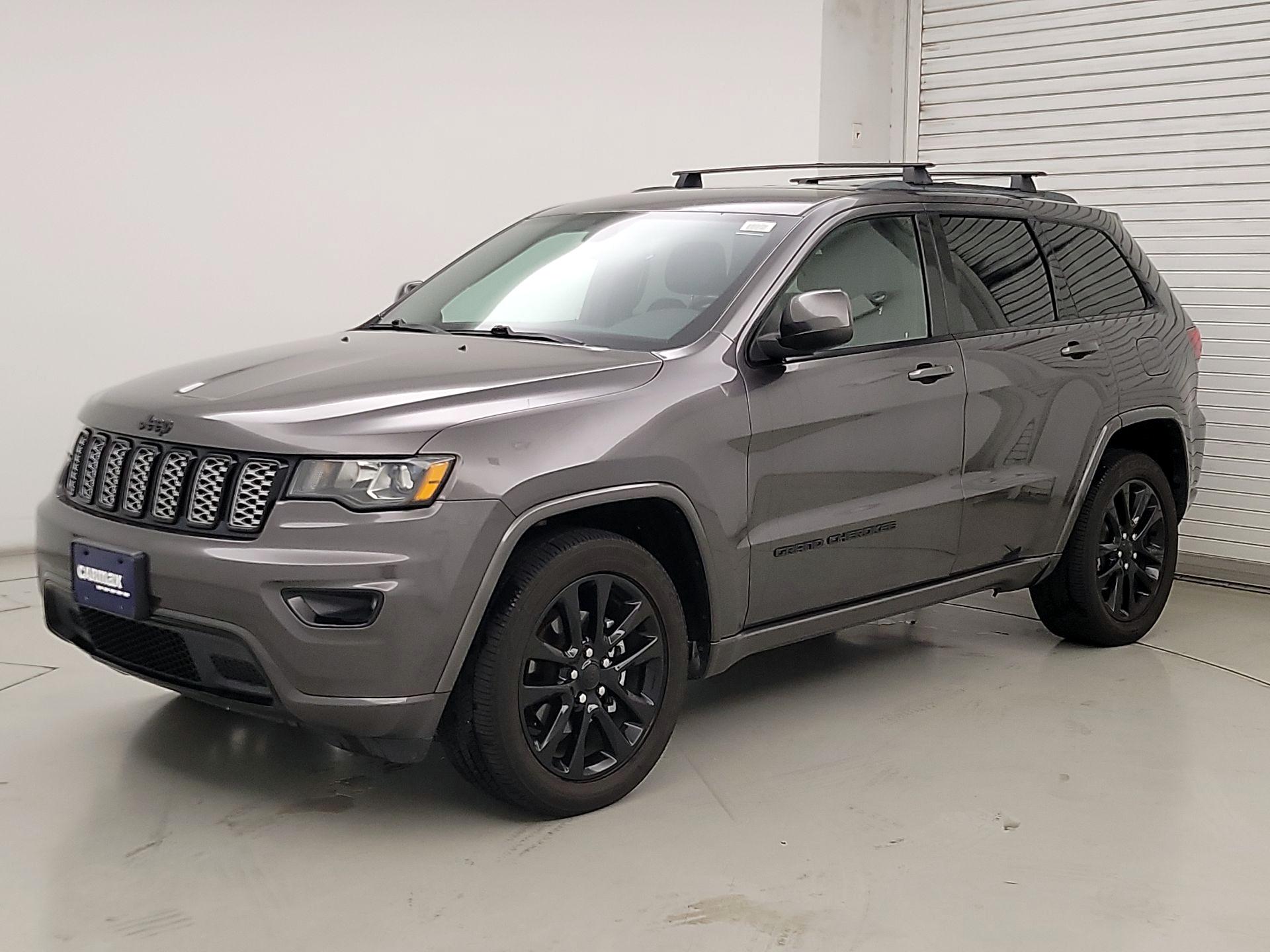 Thumbnail: 2020 Jeep Grand Cherokee - 3