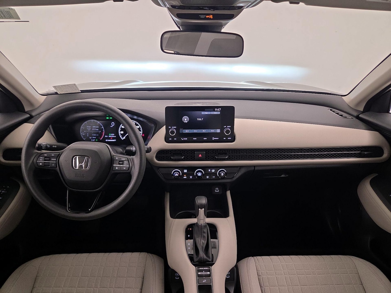 2025 Honda HR-V LX - Photo 10