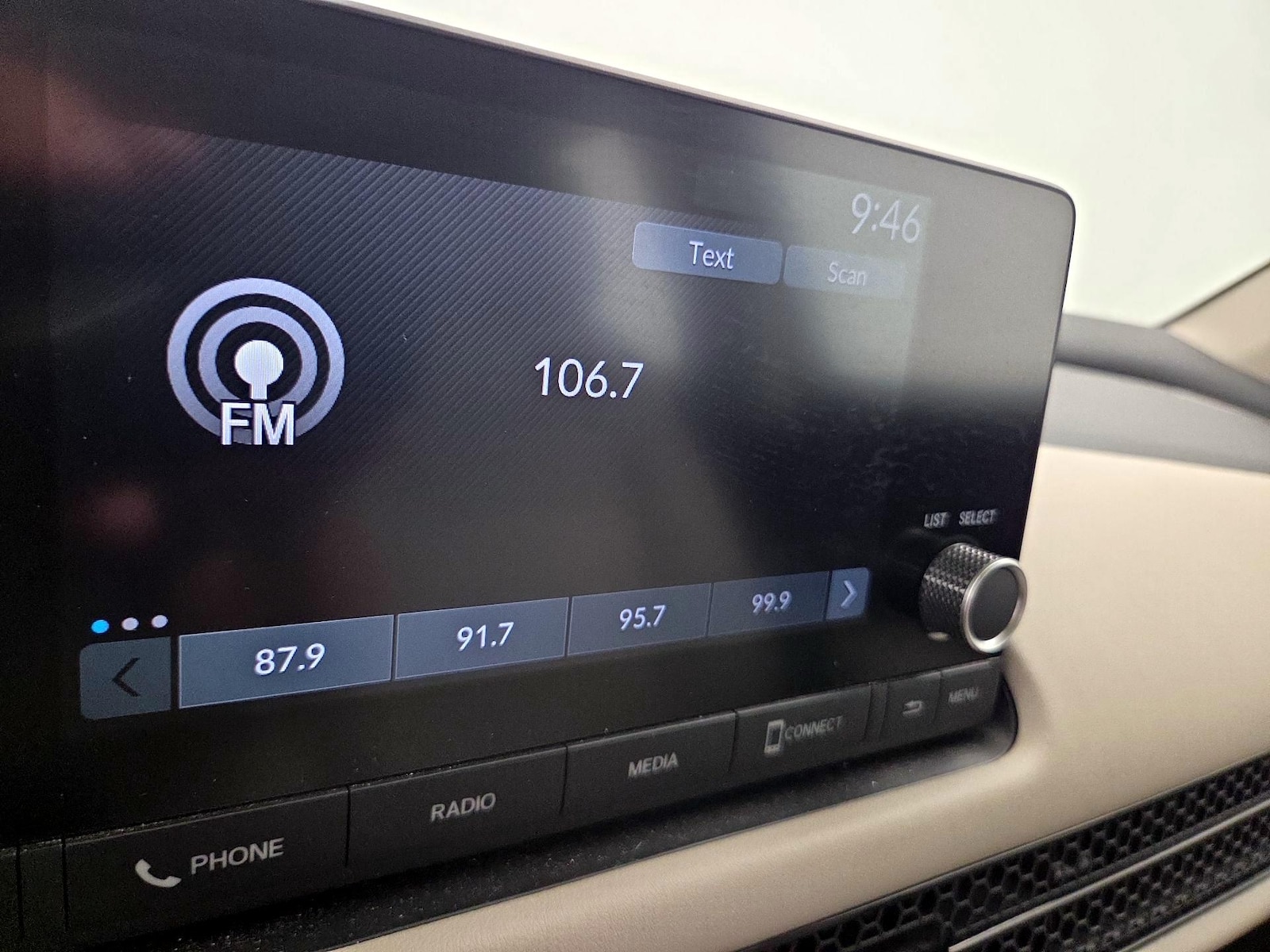2025 Honda HR-V LX - Photo 16