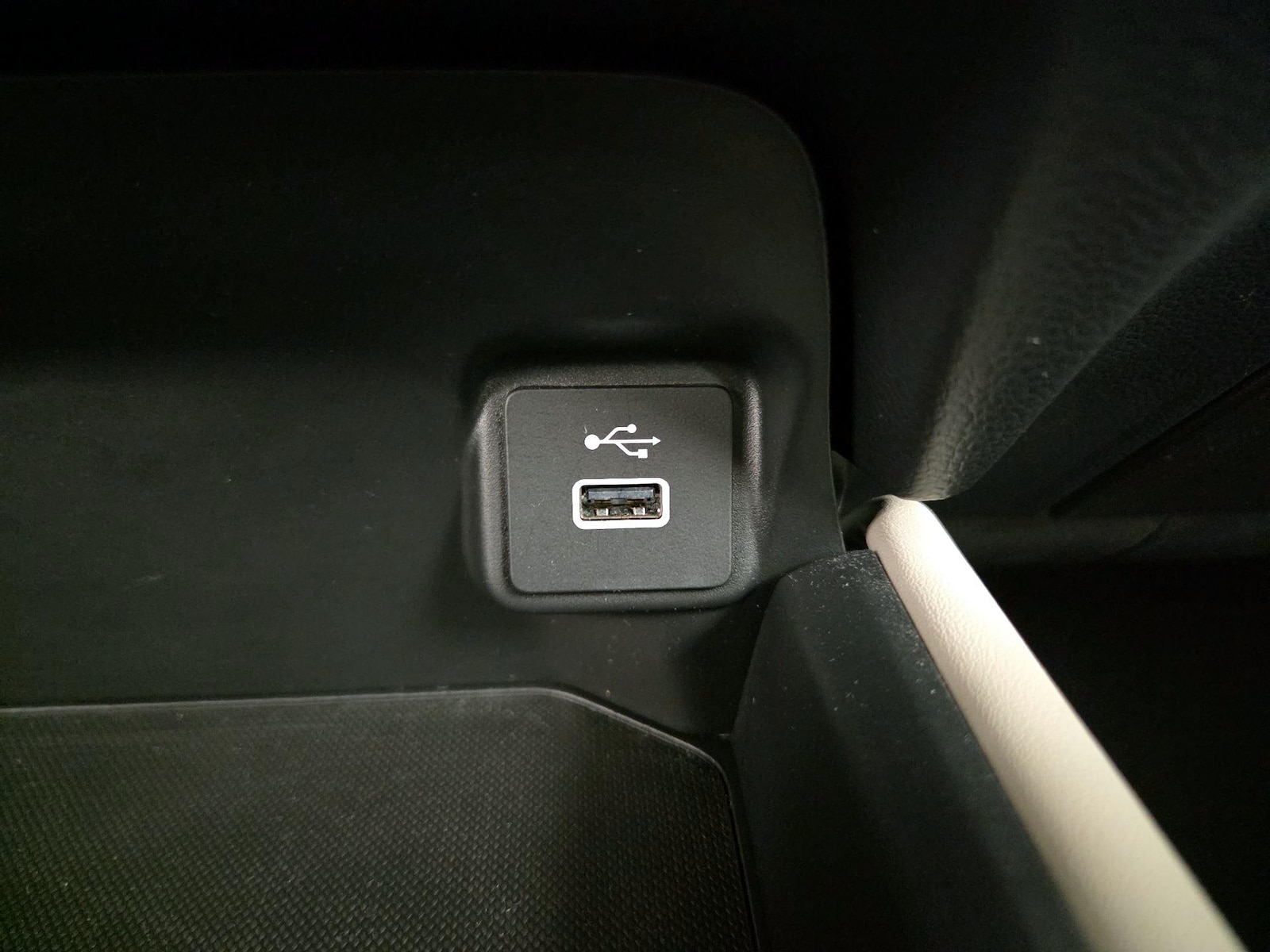 2025 Honda HR-V LX - Photo 19