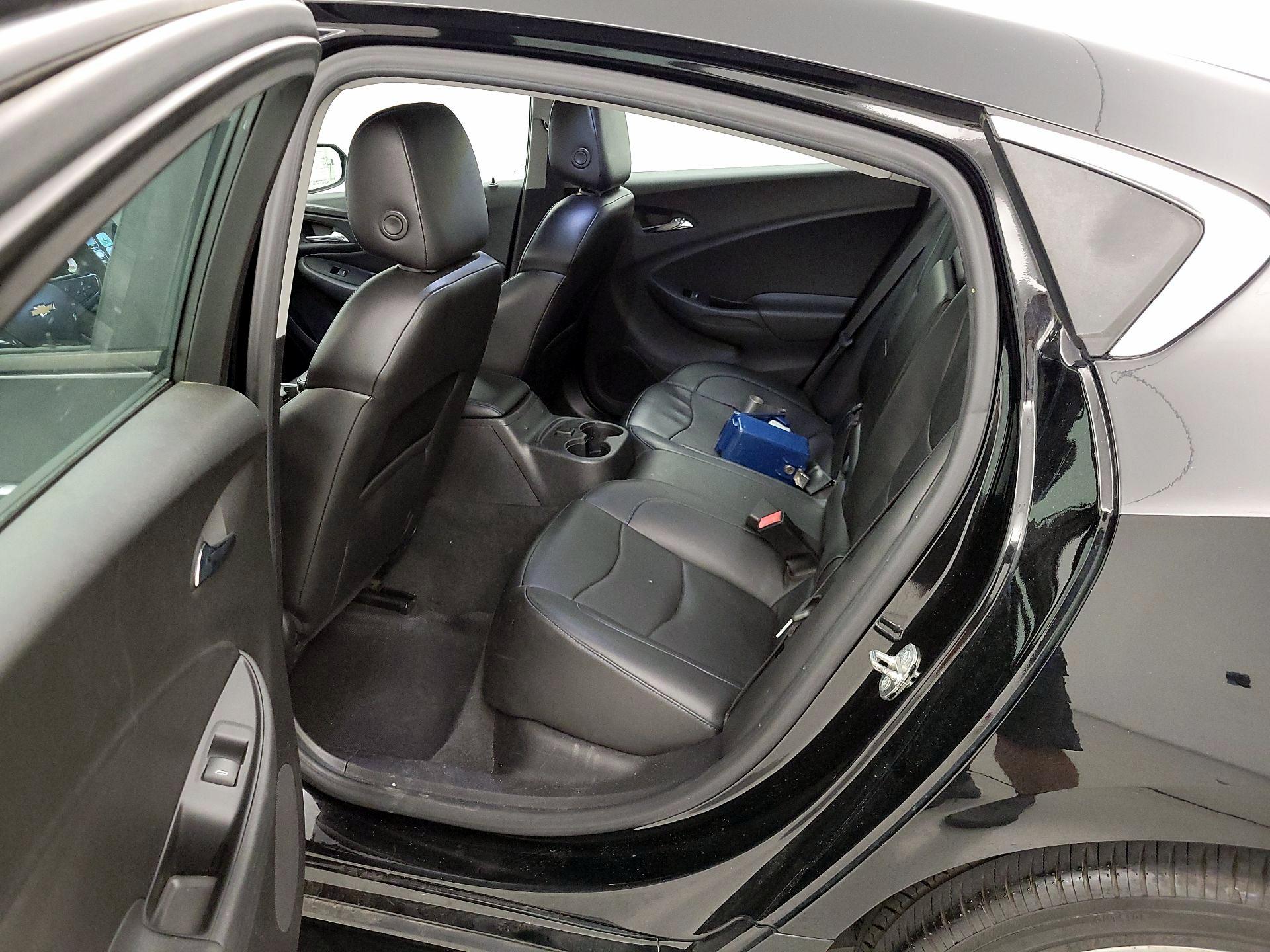 Thumbnail: 2018 Chevrolet Volt - 14