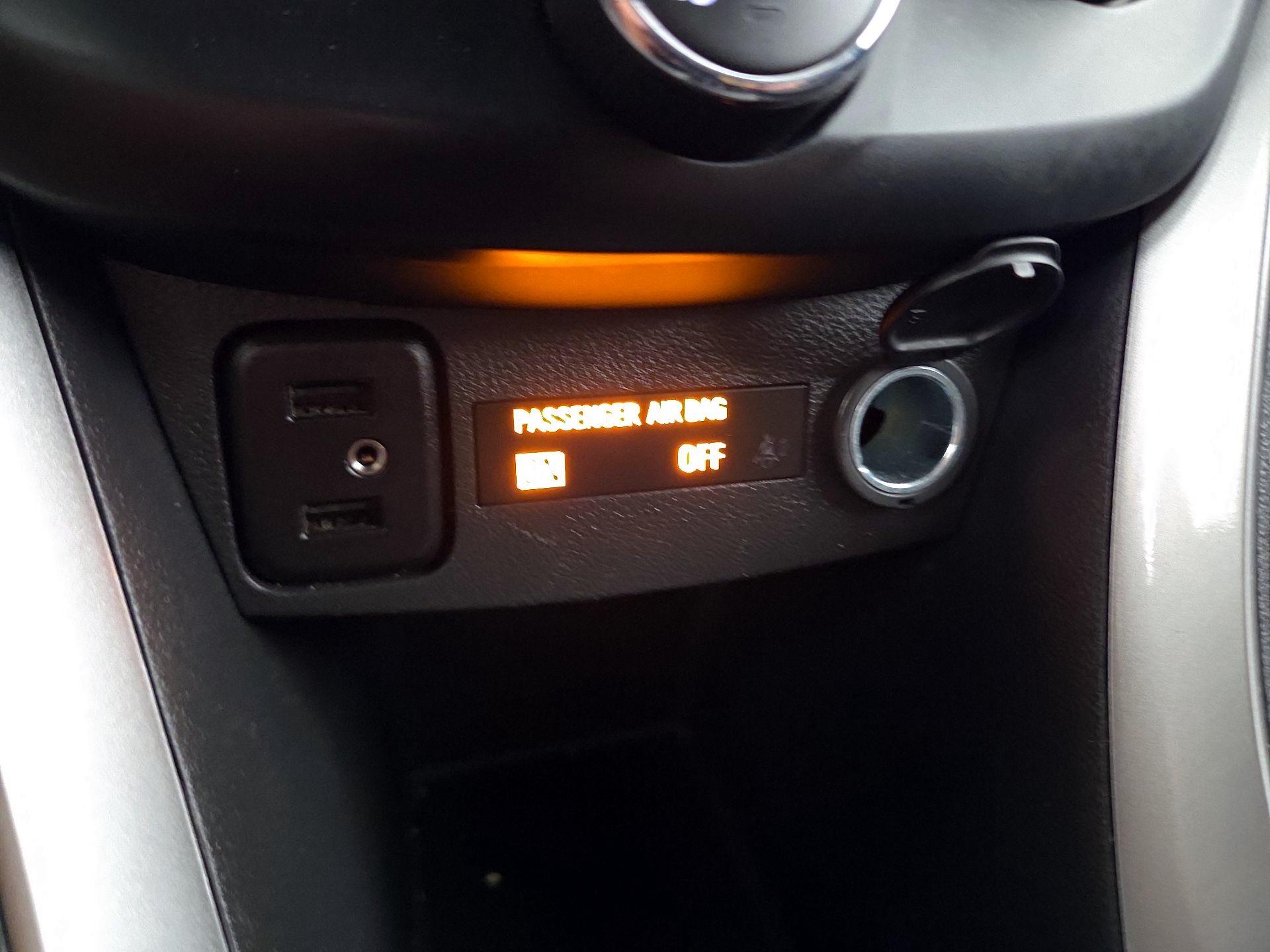 Thumbnail: 2019 Chevrolet Trax - 18