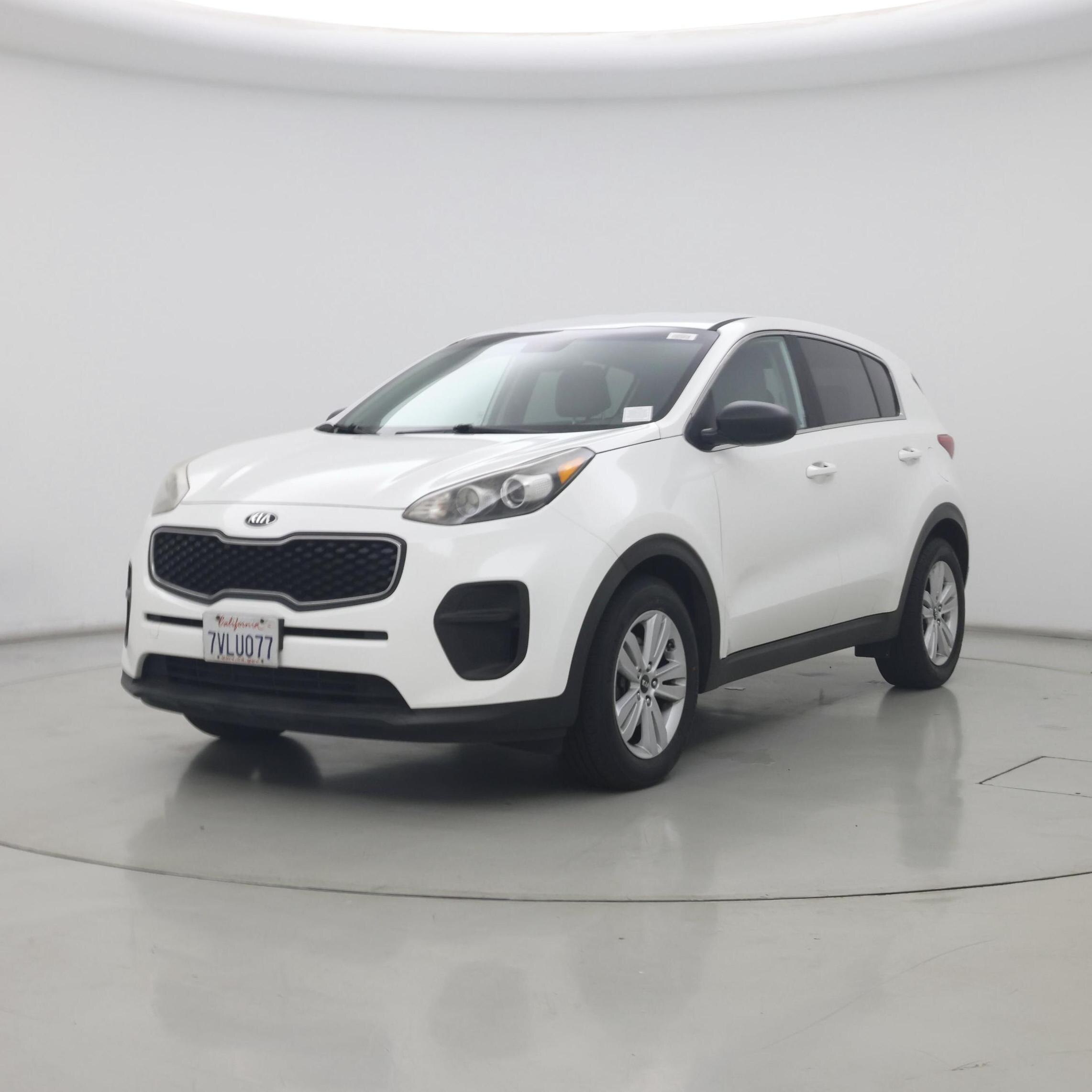 Thumbnail: 2017 Kia Sportage - 4