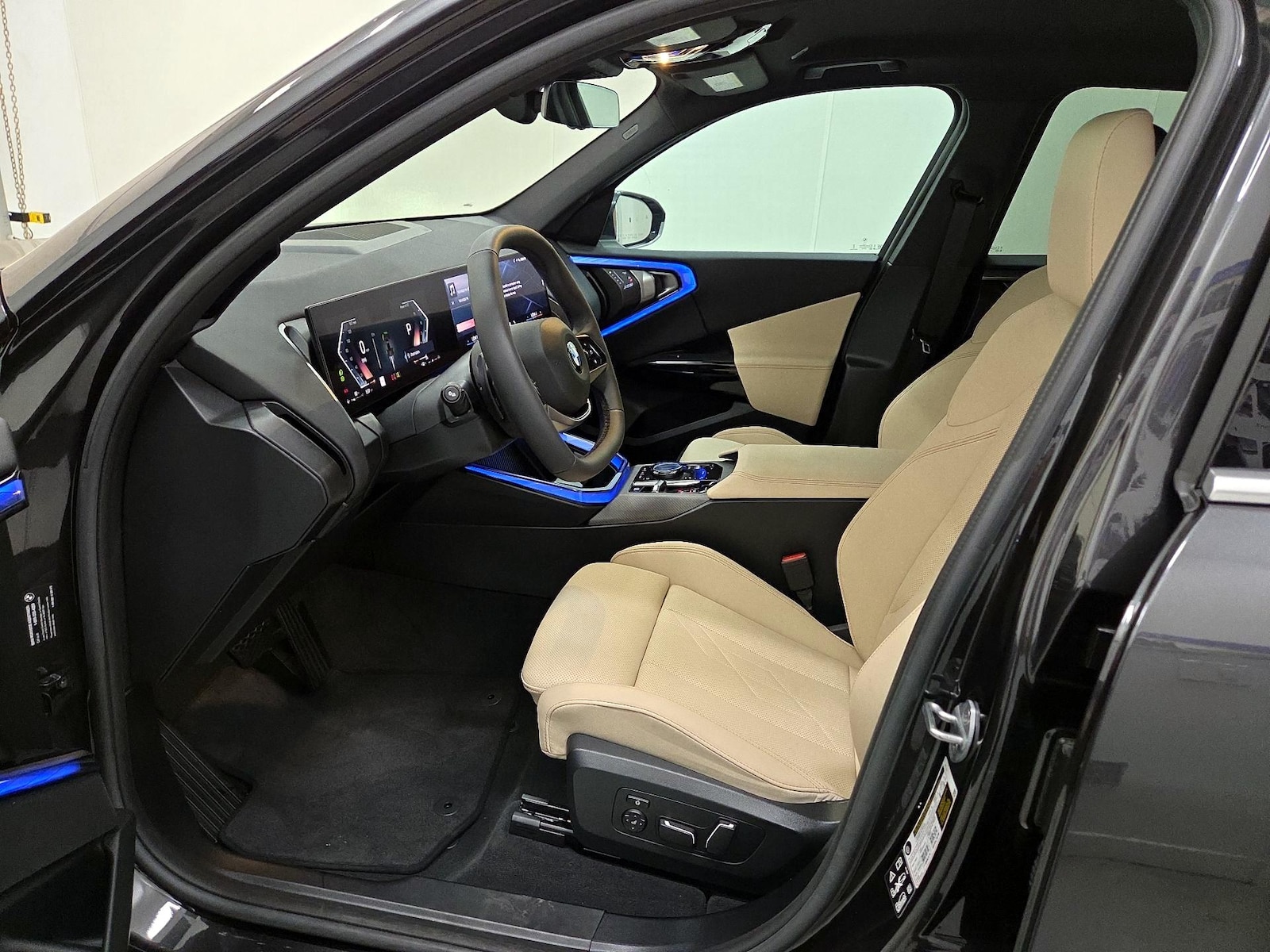 2026 BMW X3 30 - Photo 12