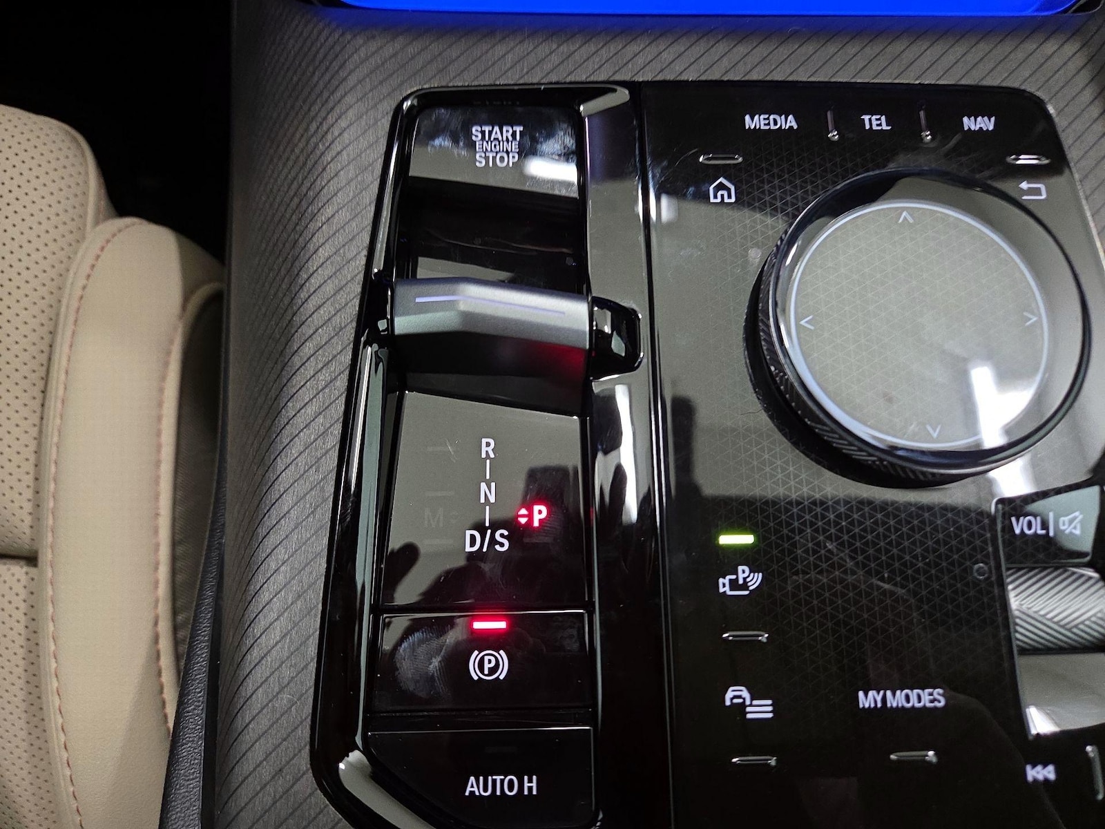 2026 BMW X3 30 - Photo 17