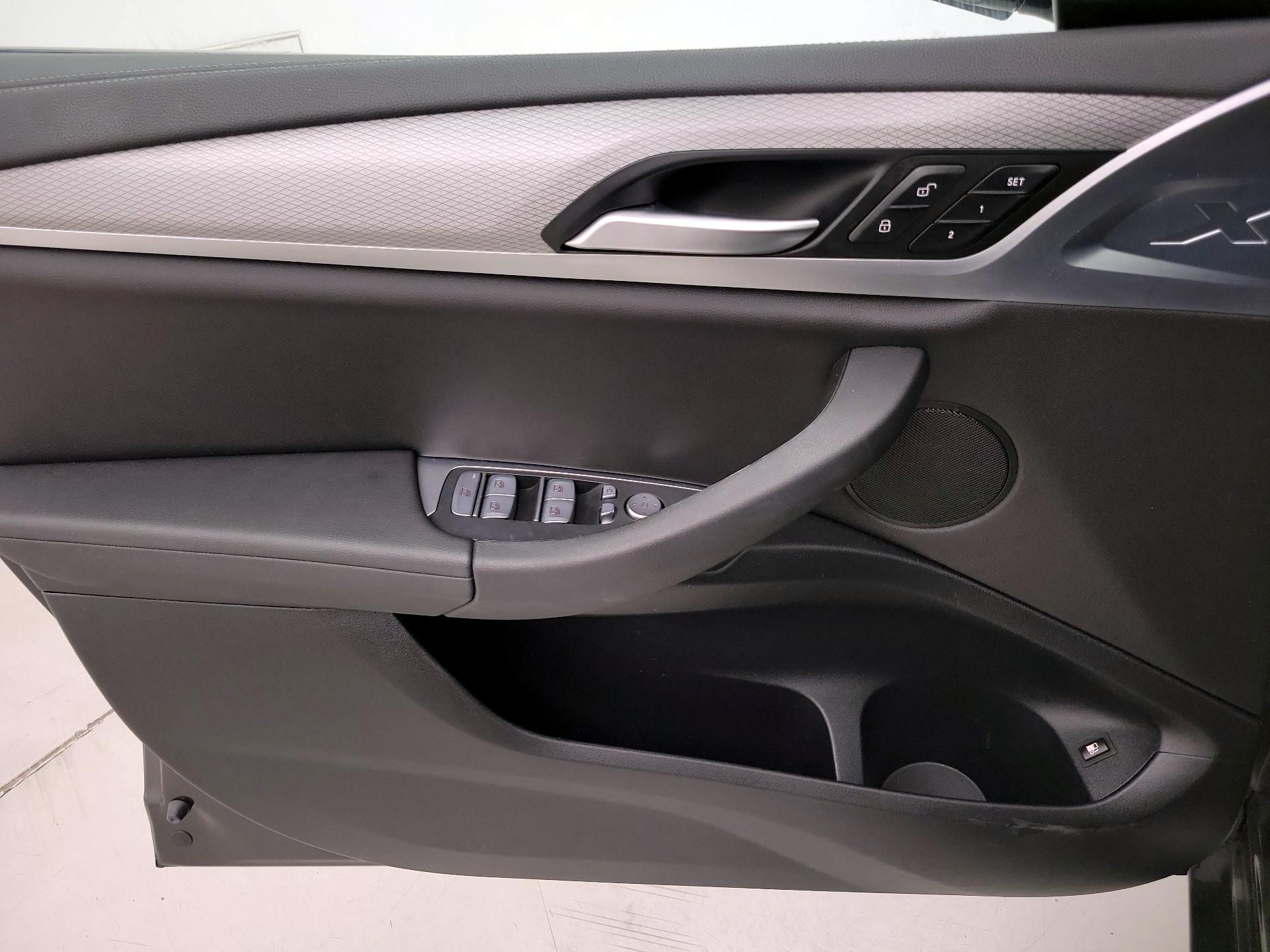 Thumbnail: 2021 BMW X3 - 12