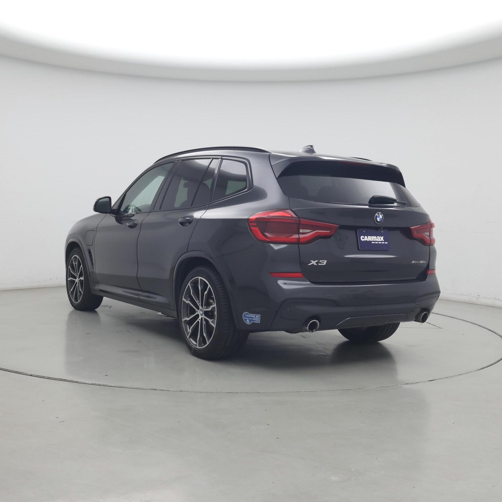 Thumbnail: 2021 BMW X3 - 2