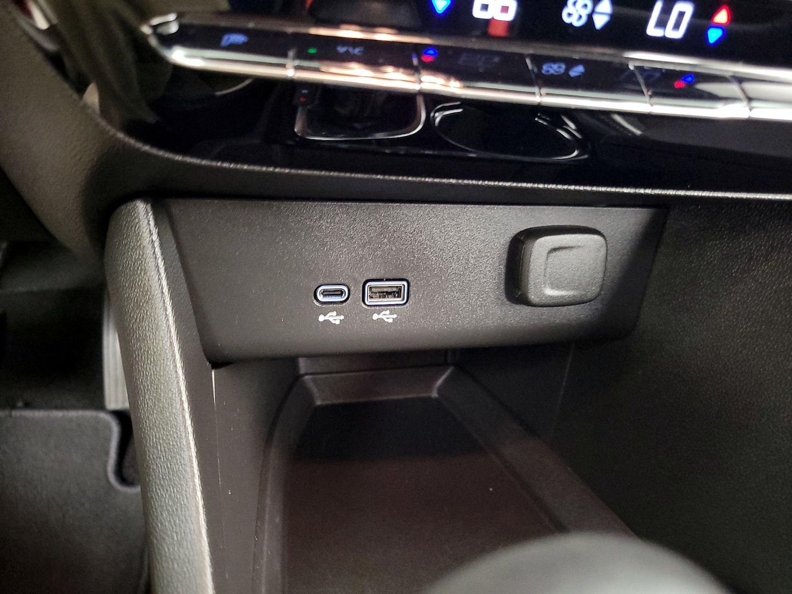 2024 Buick Encore GX Avenir - Photo 19