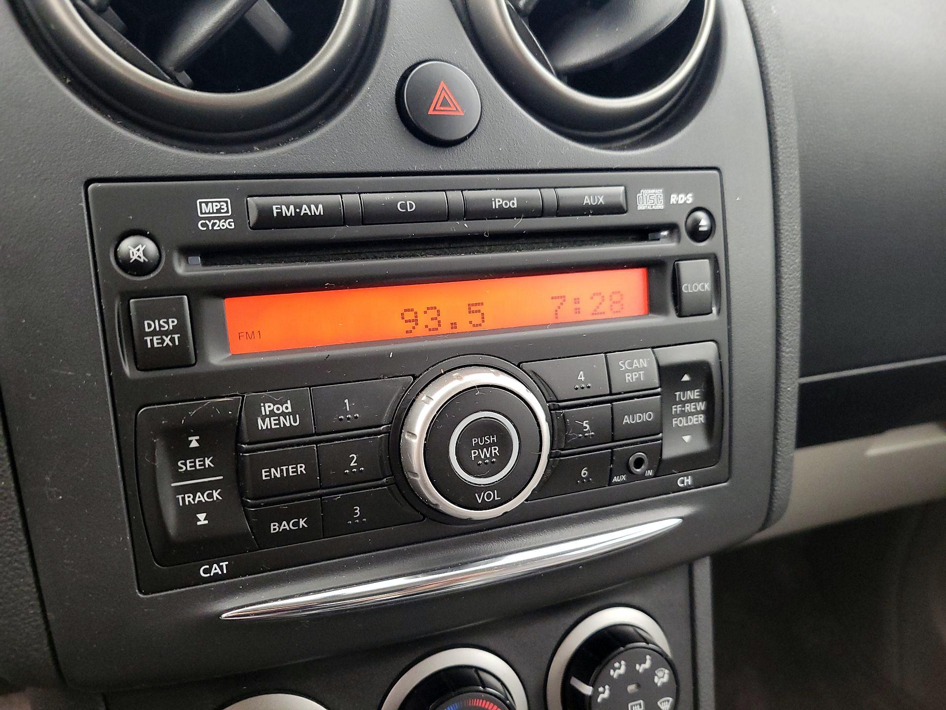 Thumbnail: 2015 Nissan Rogue - 13