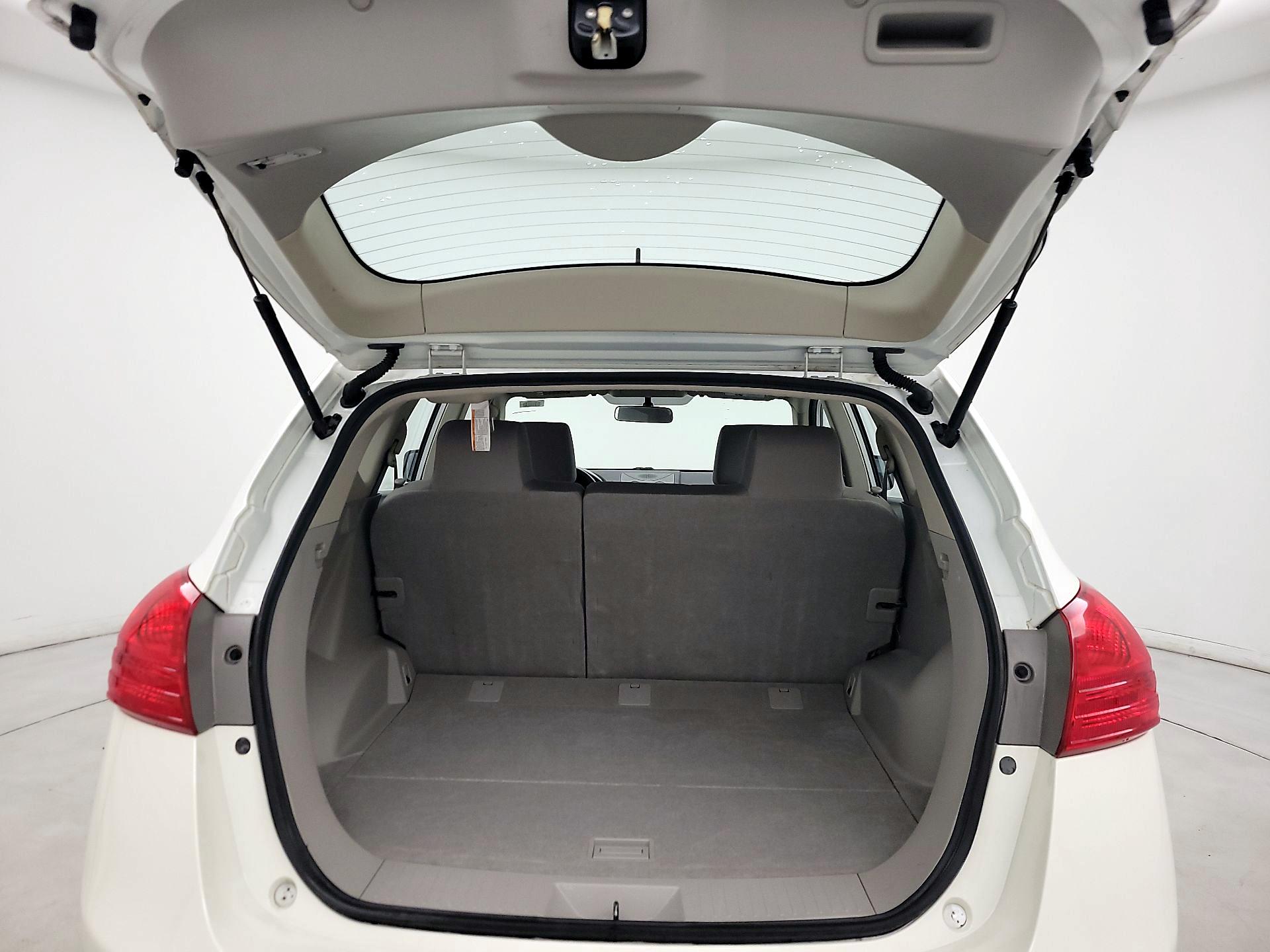 Thumbnail: 2015 Nissan Rogue - 17