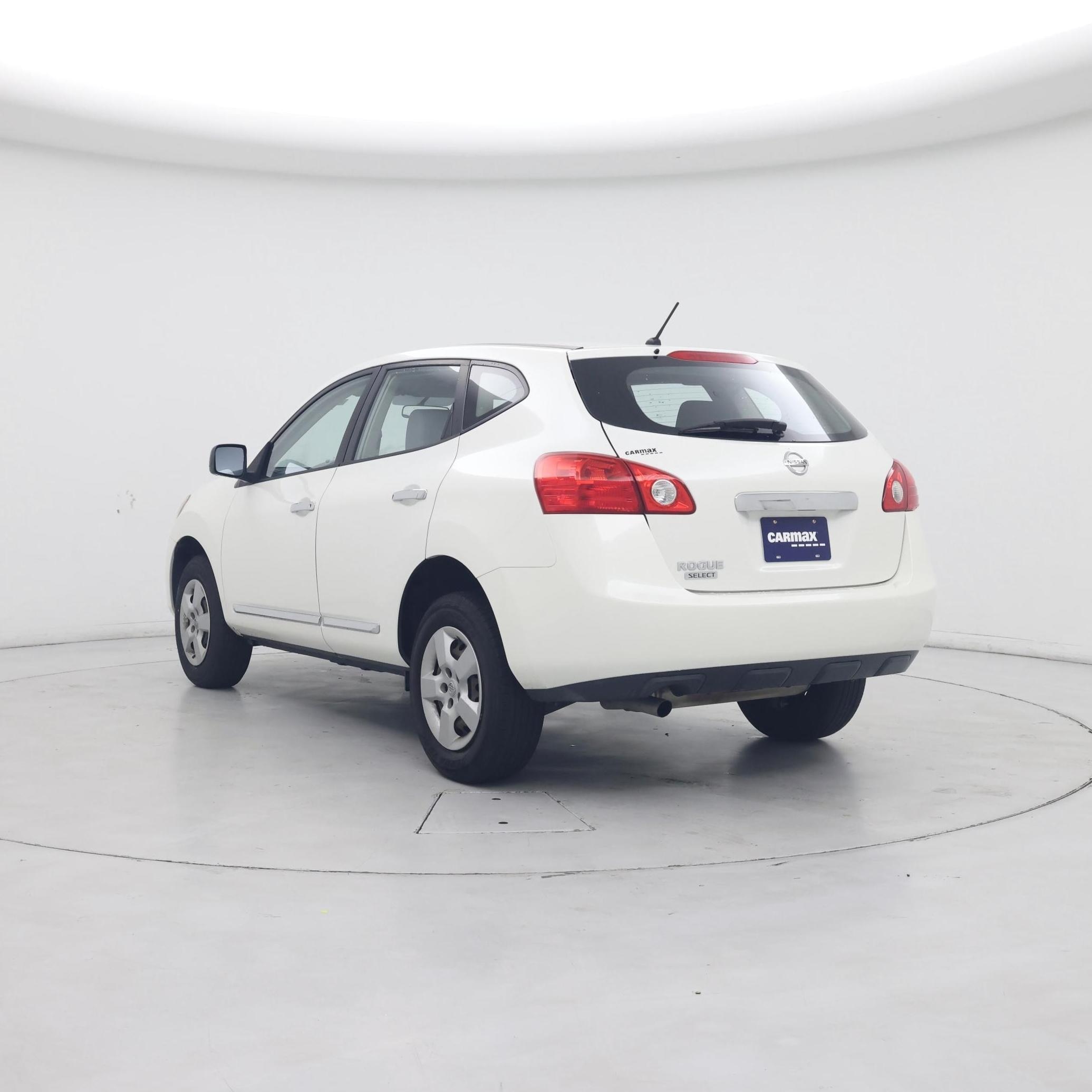 Thumbnail: 2015 Nissan Rogue - 2