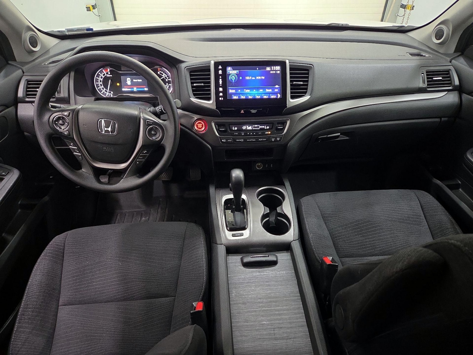 Apple CarPlay® & Android Auto™