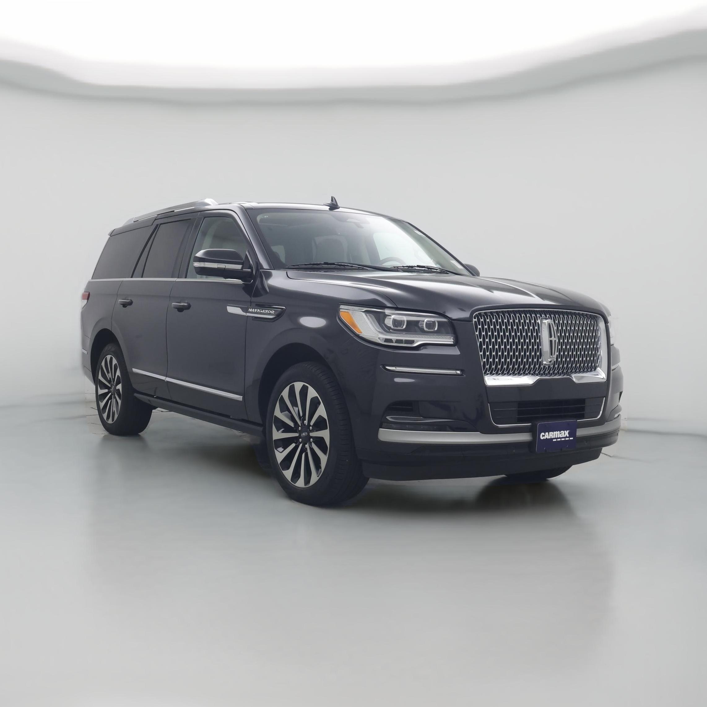 Thumbnail: 2024 Lincoln Navigator - 1