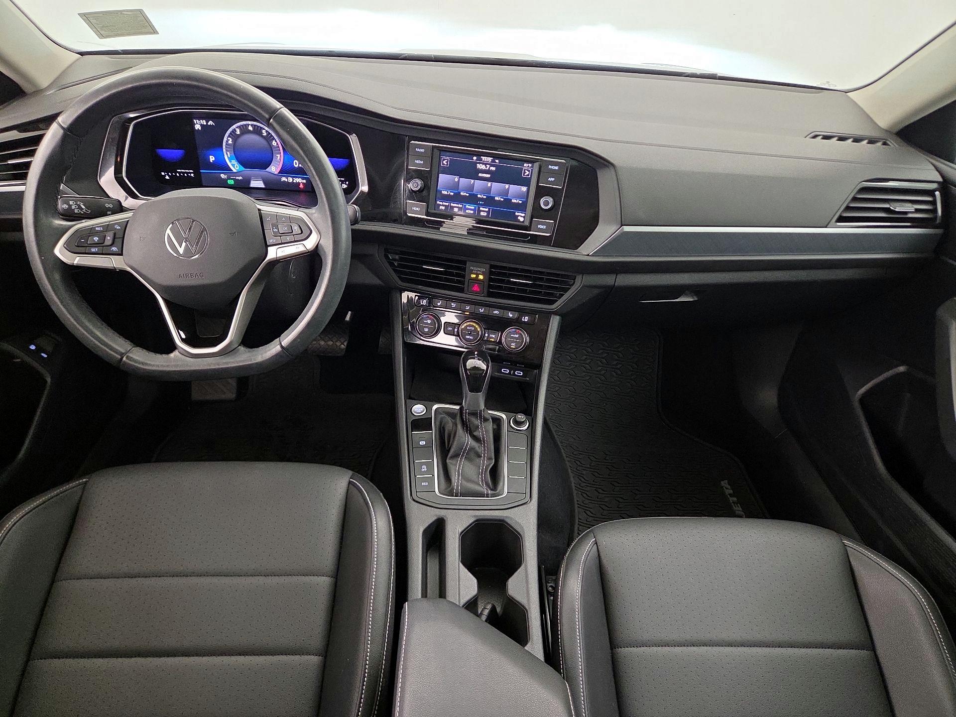 Thumbnail: 2022 Volkswagen Jetta - 9