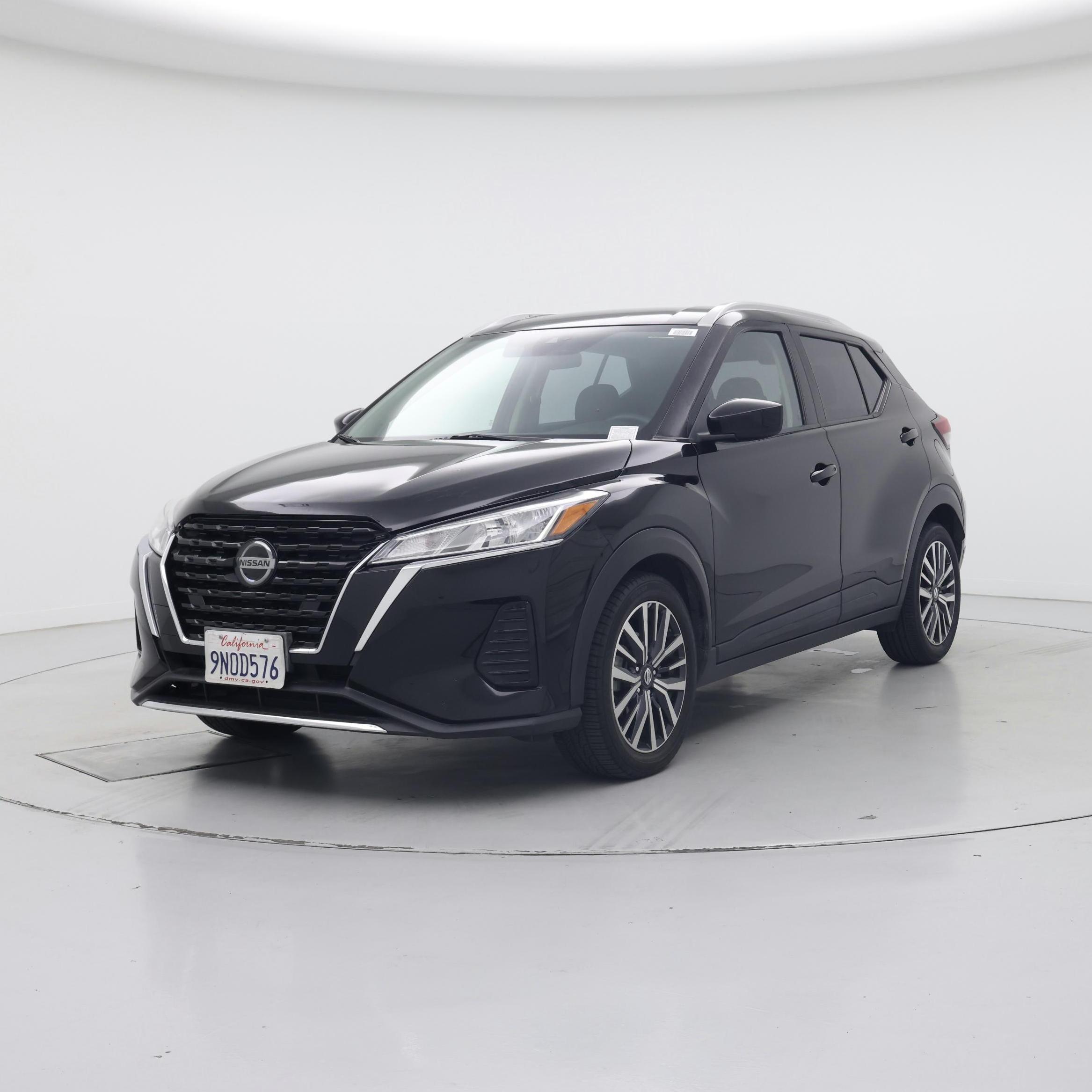 Thumbnail: 2021 Nissan Kicks - 4