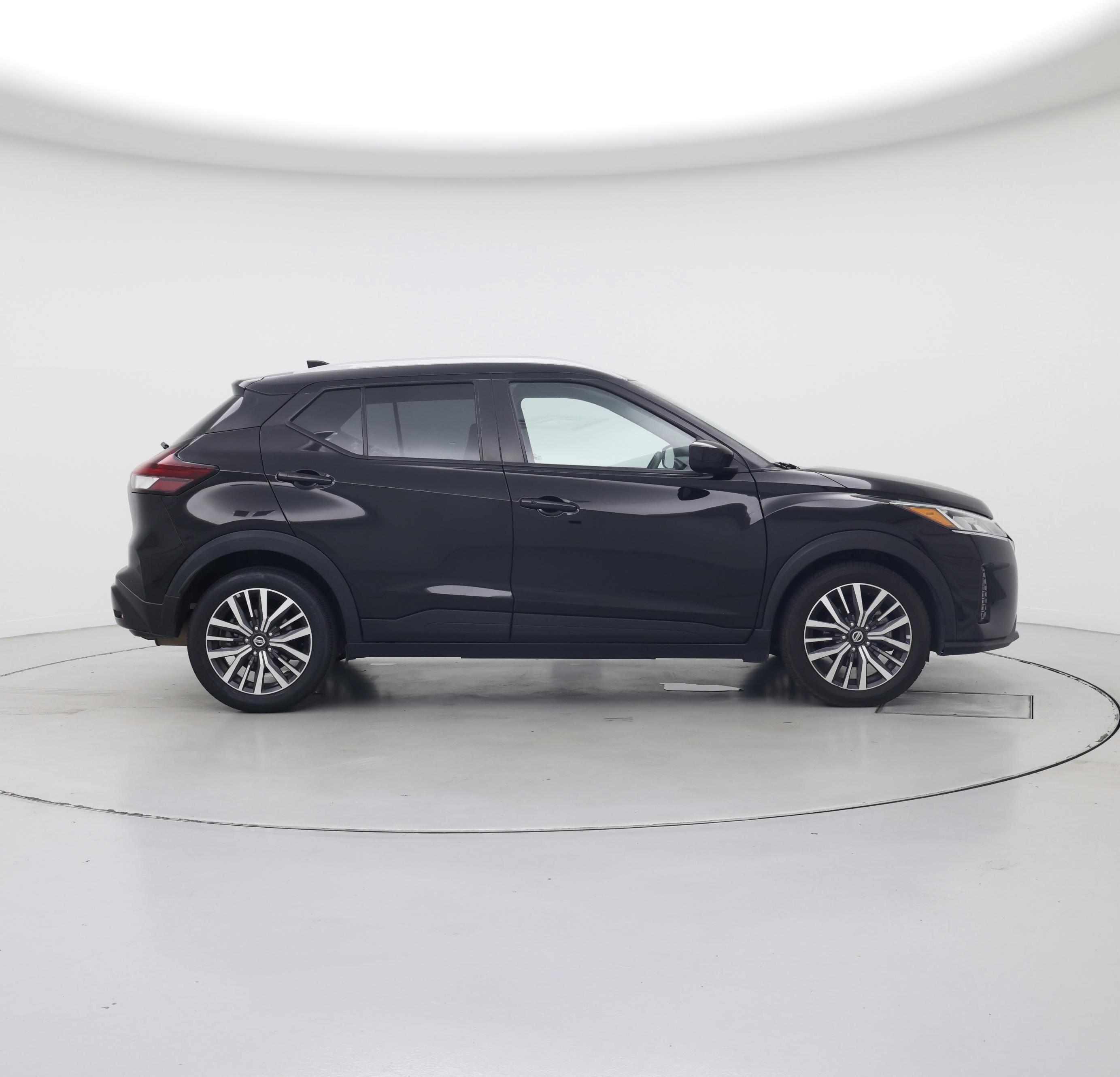 Thumbnail: 2021 Nissan Kicks - 7