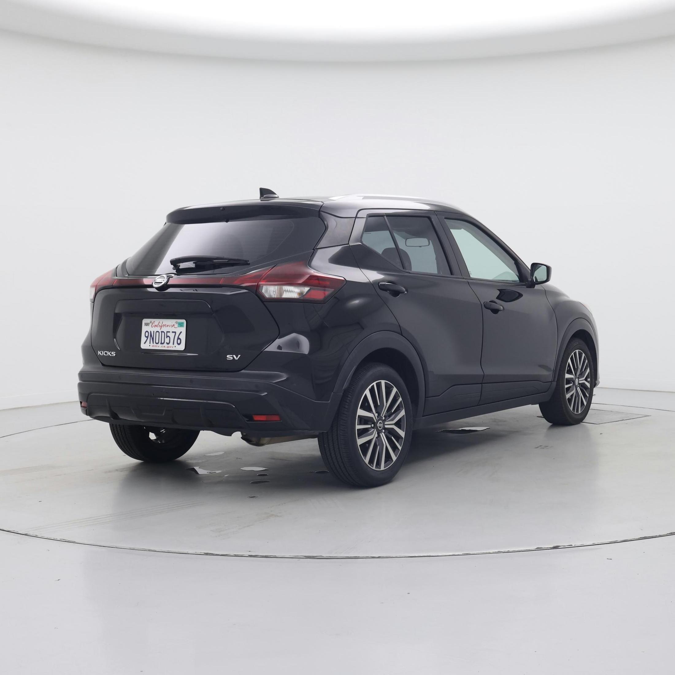 Thumbnail: 2021 Nissan Kicks - 8