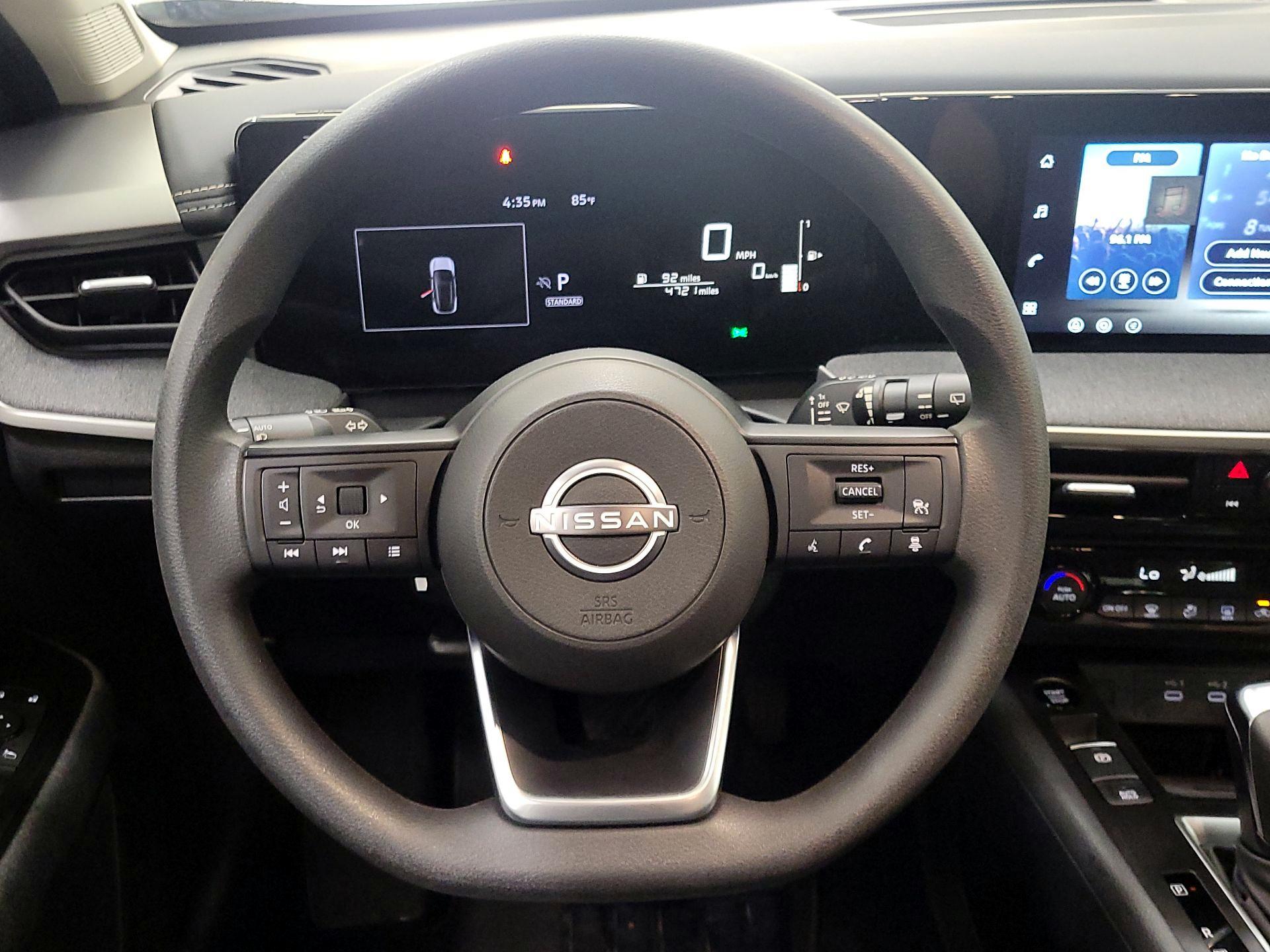 Thumbnail: 2026 Nissan Kicks - 10