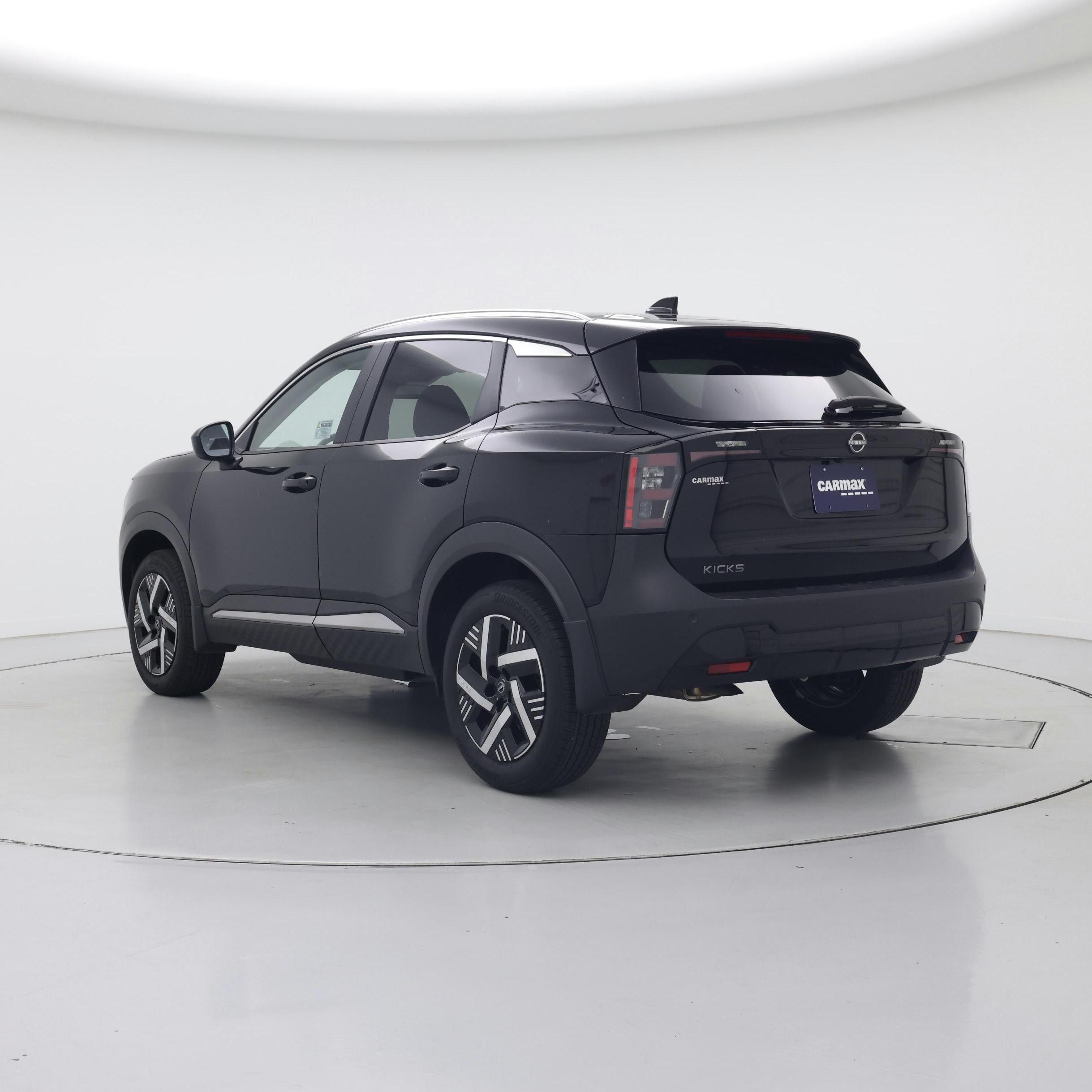 Thumbnail: 2026 Nissan Kicks - 2