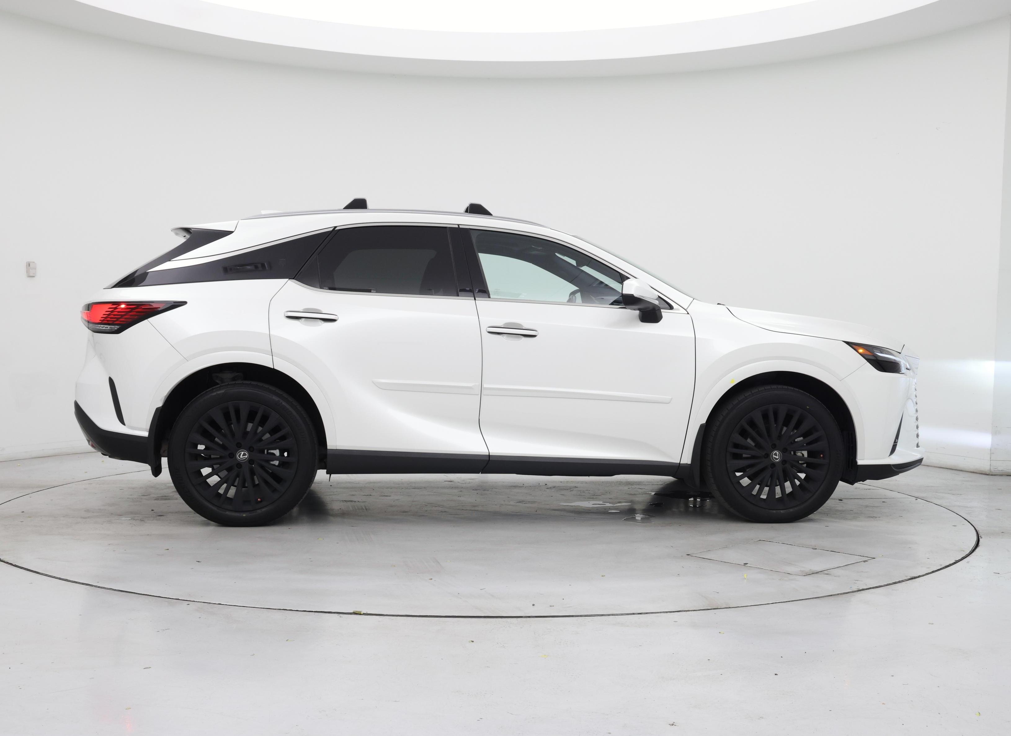 Thumbnail: 2023 Lexus RX - 7