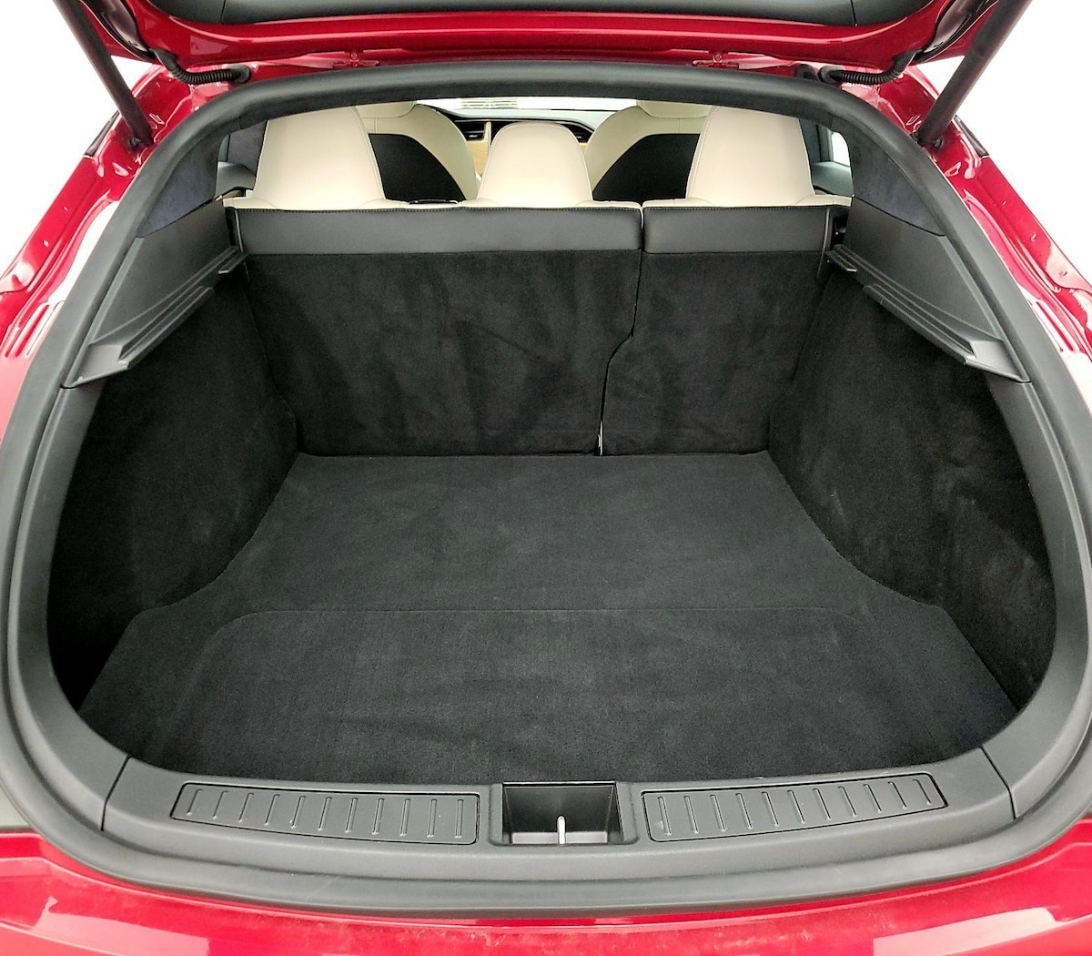 Trunk/Cargo (Seats Up)
