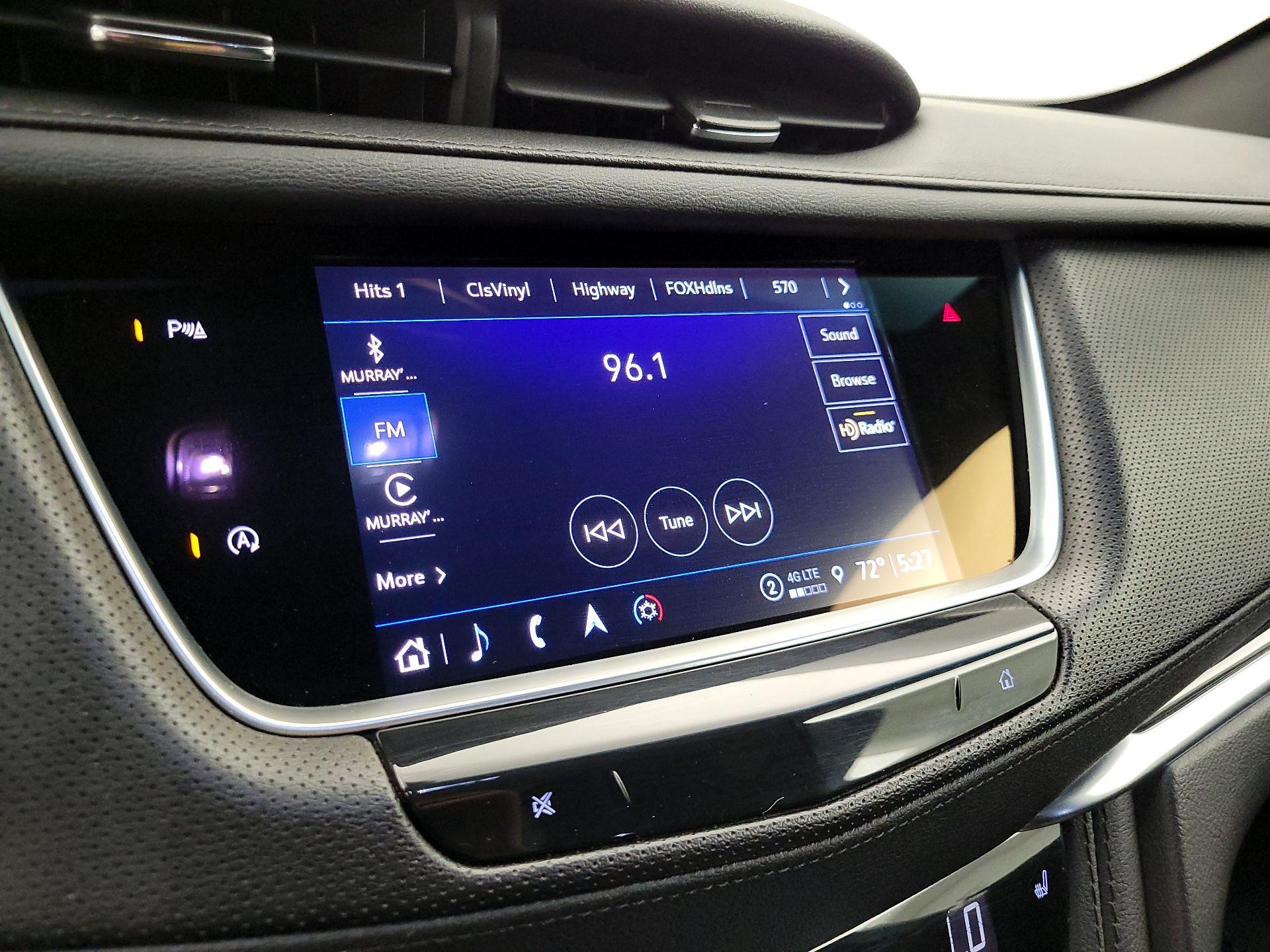 Thumbnail: 2023 Cadillac XT5 - 13