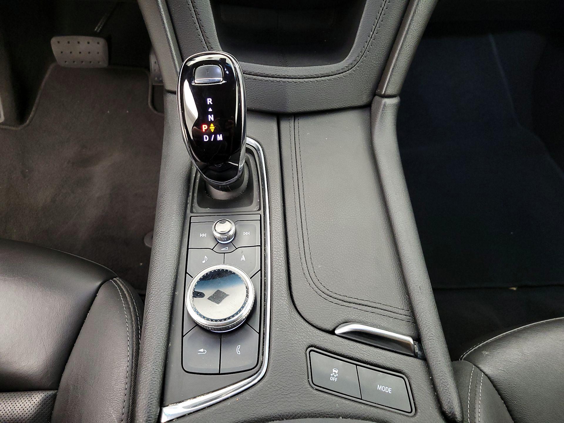 Thumbnail: 2023 Cadillac XT5 - 15
