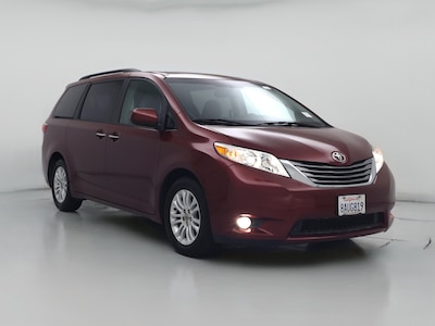 2017 Toyota Sienna XLE