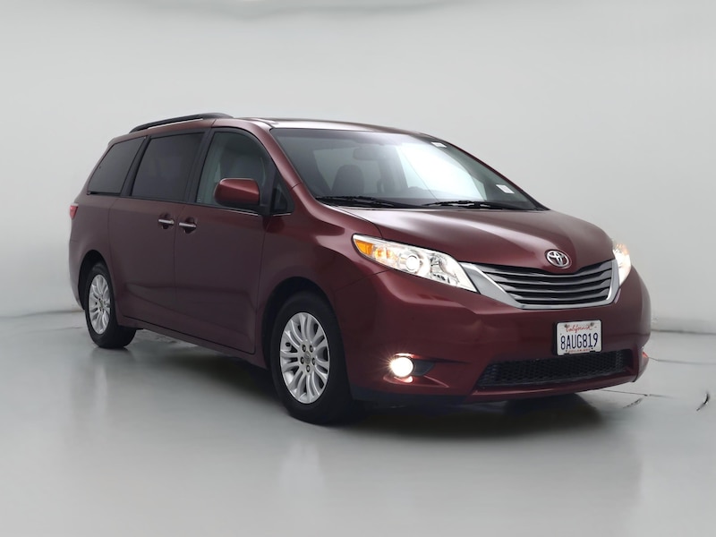 2017 Toyota Sienna XLE