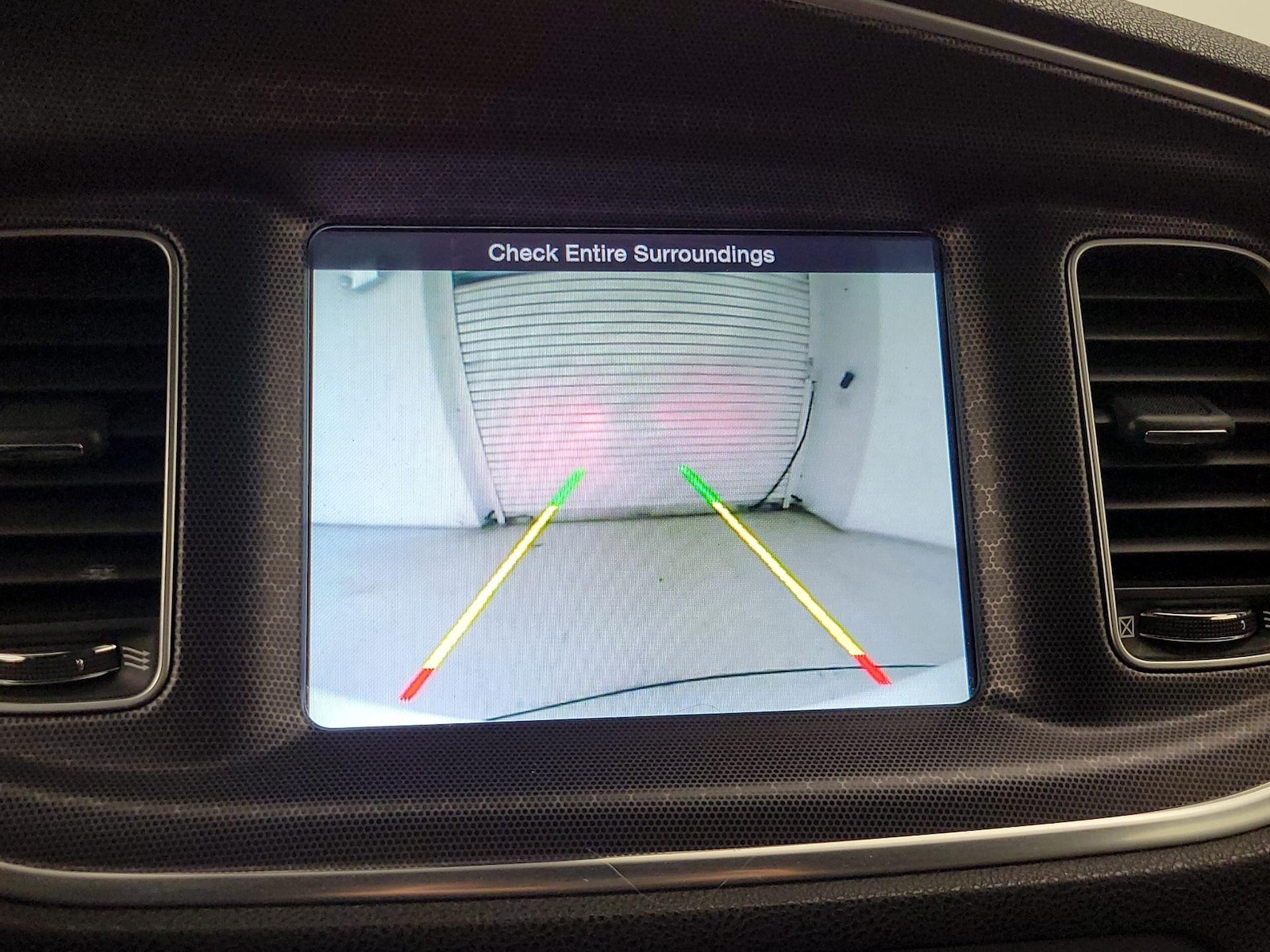 2015 Dodge Charger SXT - Photo 14