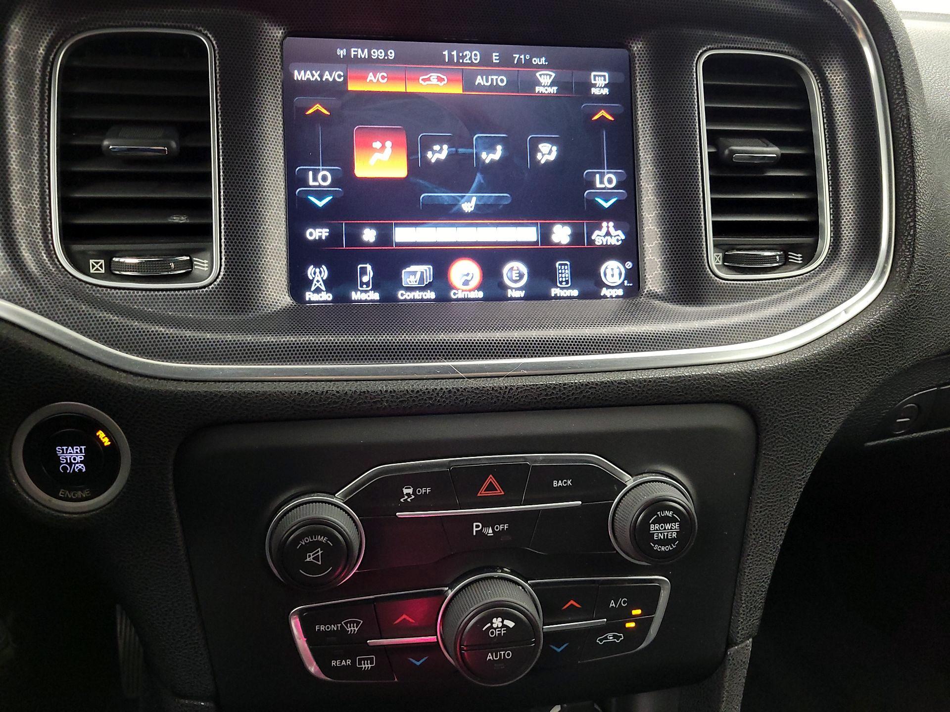 Thumbnail: 2015 Dodge Charger - 15