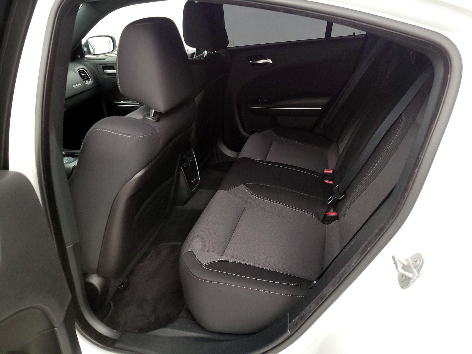 2015 Dodge Charger SXT - Photo 19