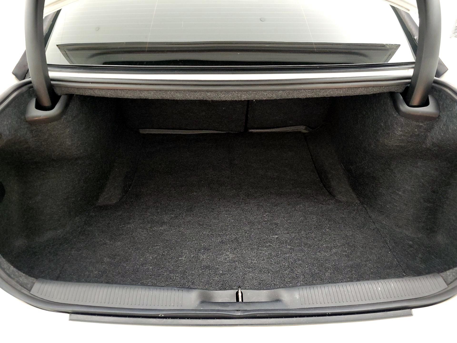 Thumbnail: 2015 Dodge Charger - 19