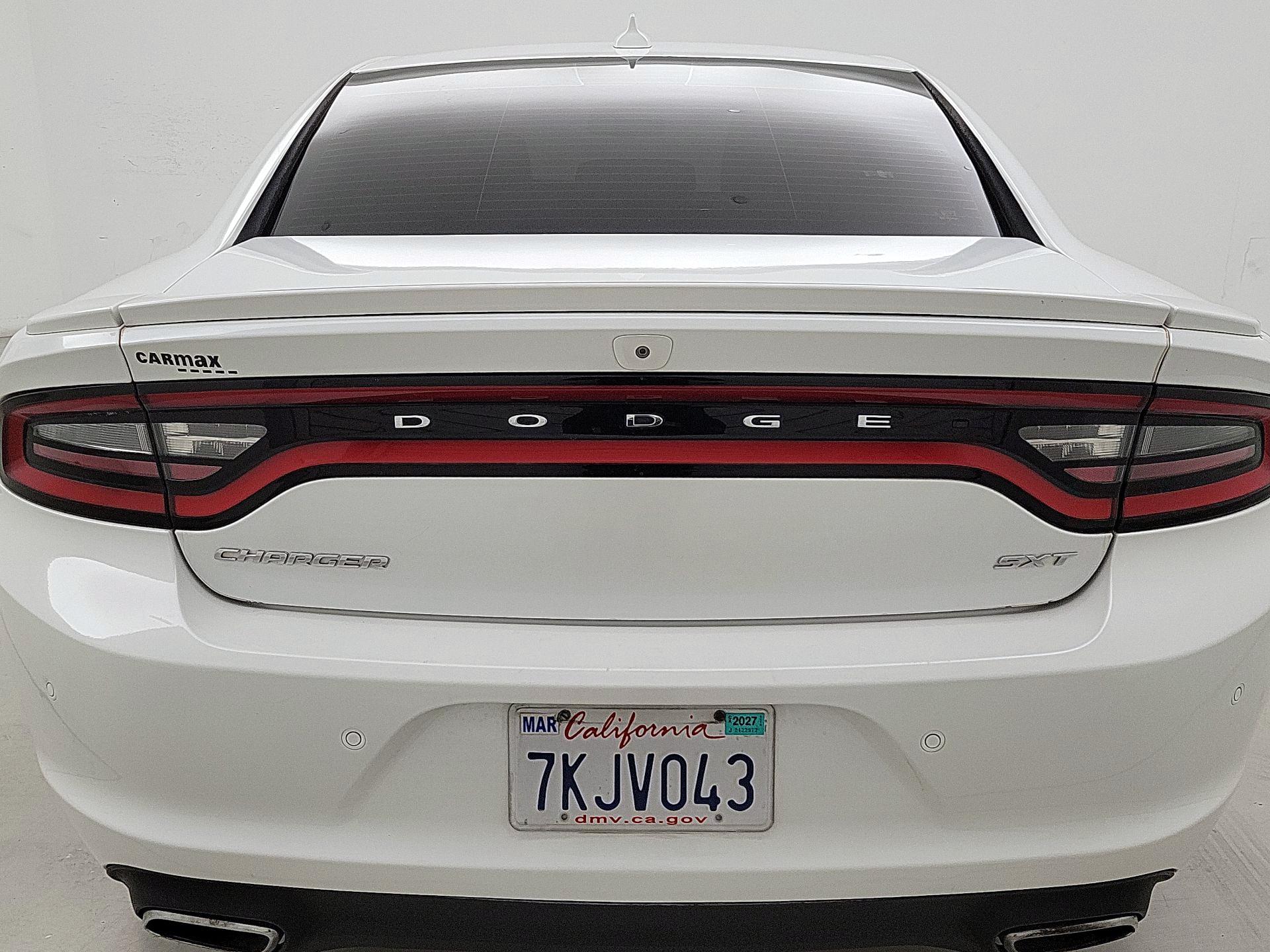 Thumbnail: 2015 Dodge Charger - 6