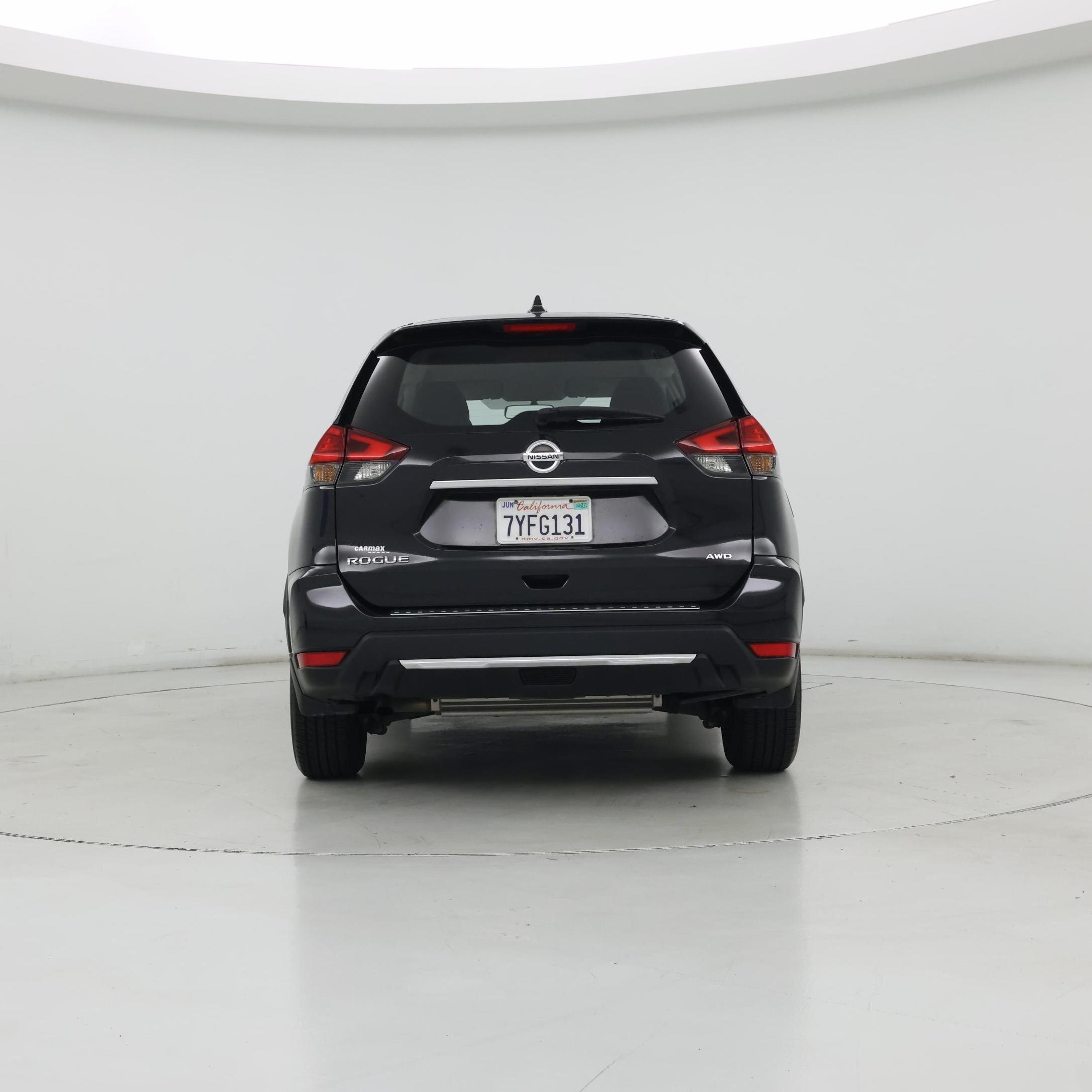 Thumbnail: 2017 Nissan Rogue - 6