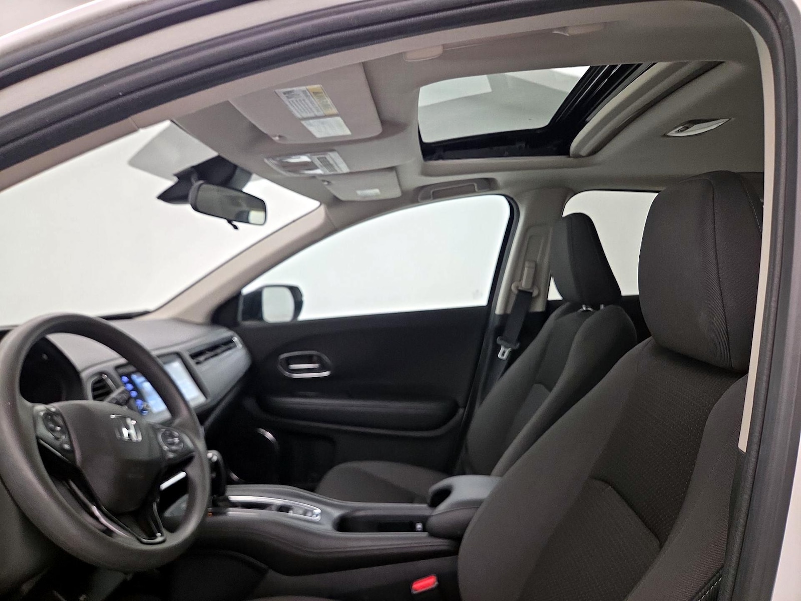 Sunroof(s) & Overhead Airbags