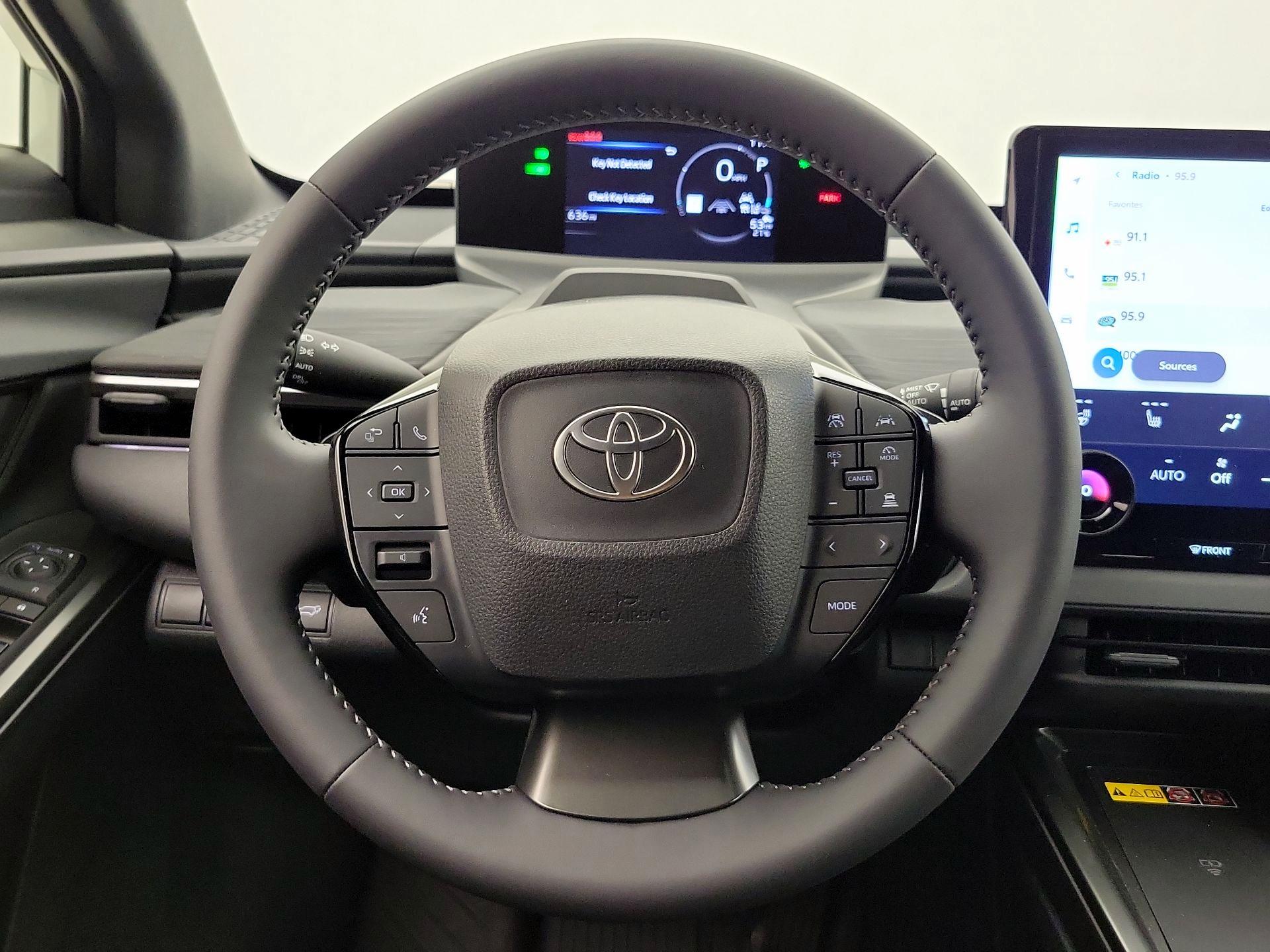 Thumbnail: 2026 Toyota C-HR - 10