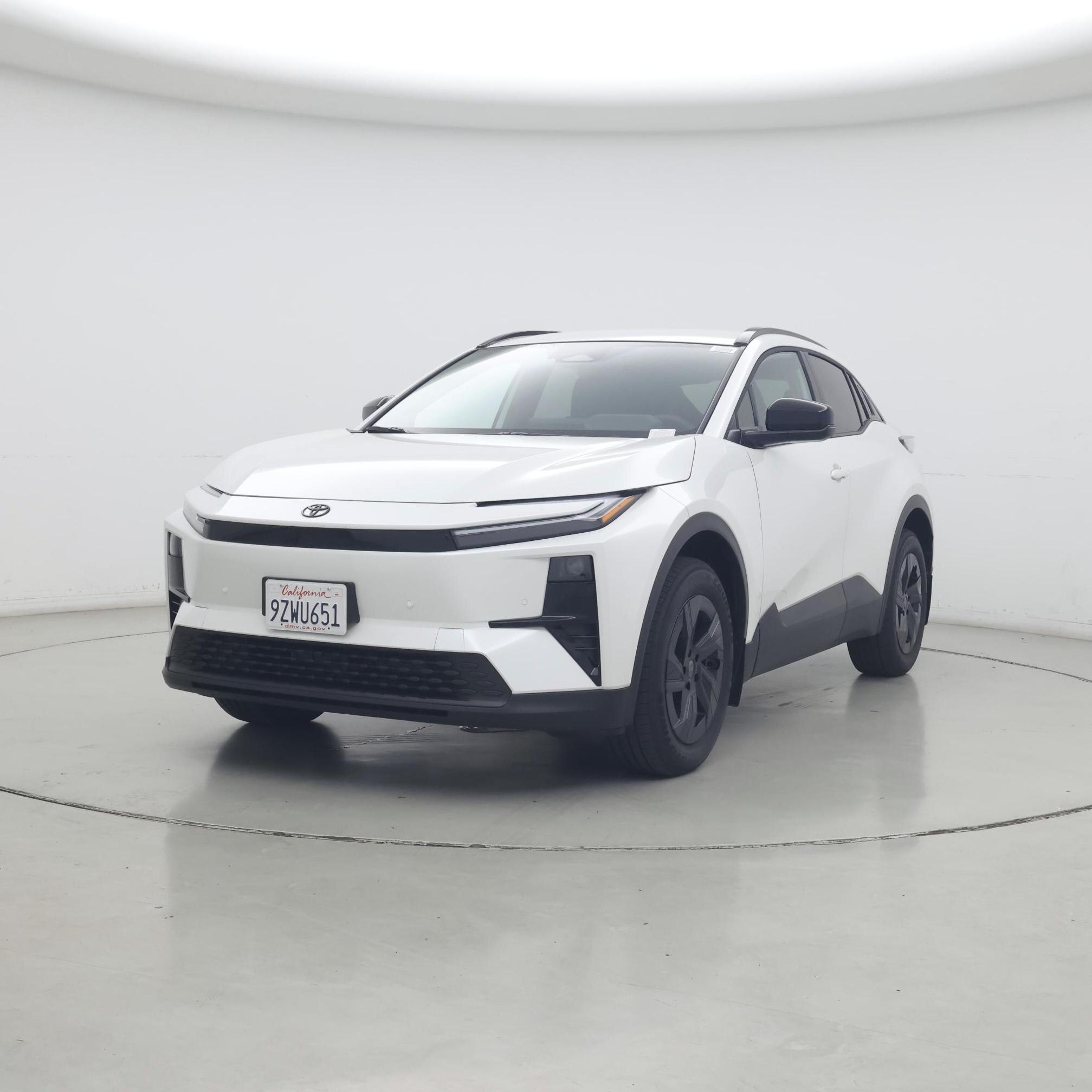 Thumbnail: 2026 Toyota C-HR - 4