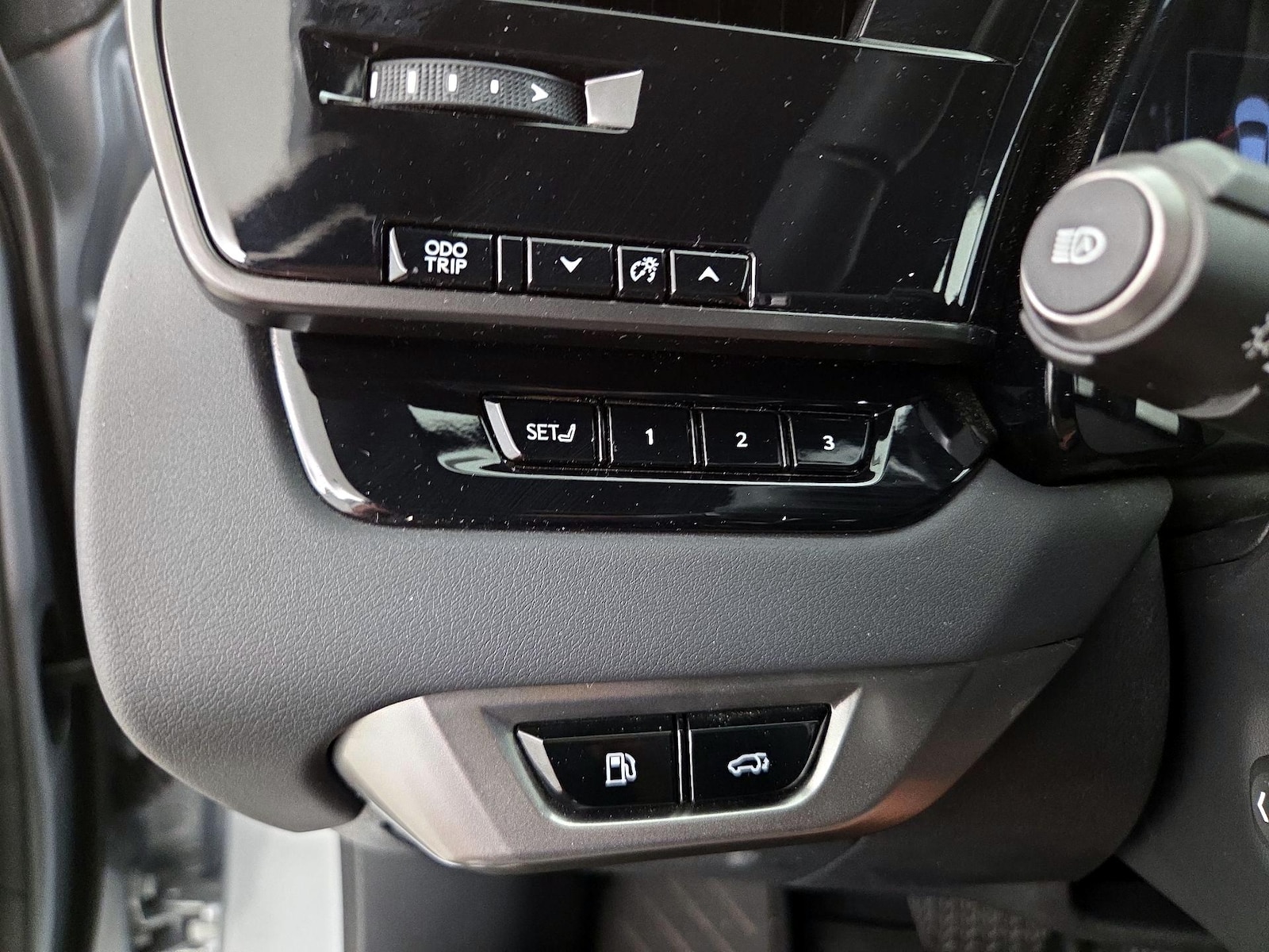 2023 Lexus RX 350 - Photo 14