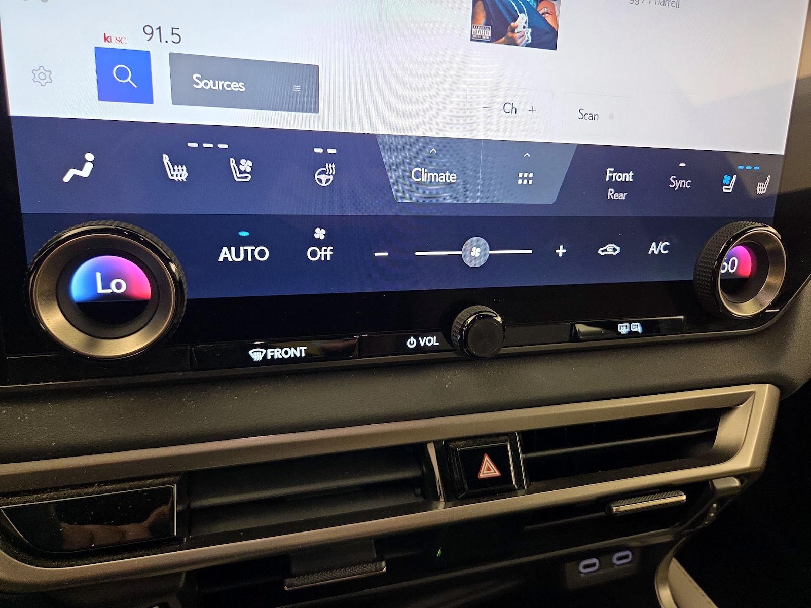 2023 Lexus RX 350 - Photo 17