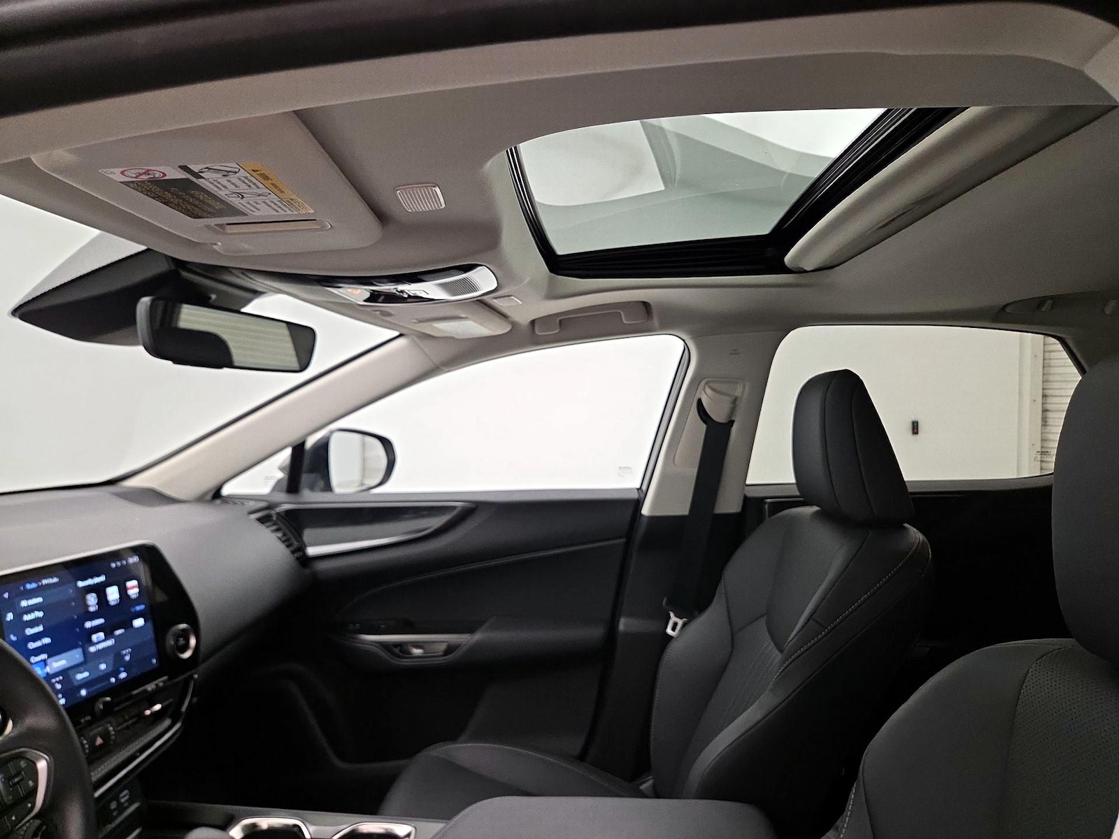 Sunroof(s) & Overhead Airbags