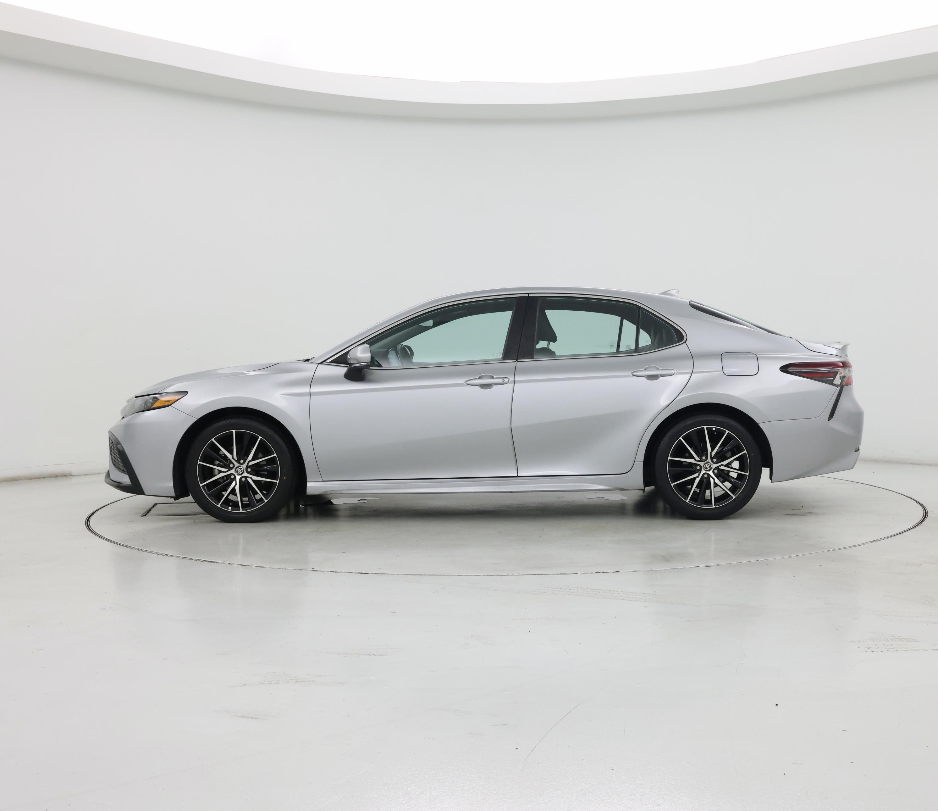 Thumbnail: 2024 Toyota Camry - 3