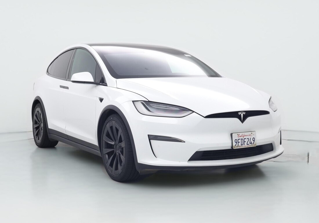 2023 Tesla Model X Long Range in White — CarMax photo