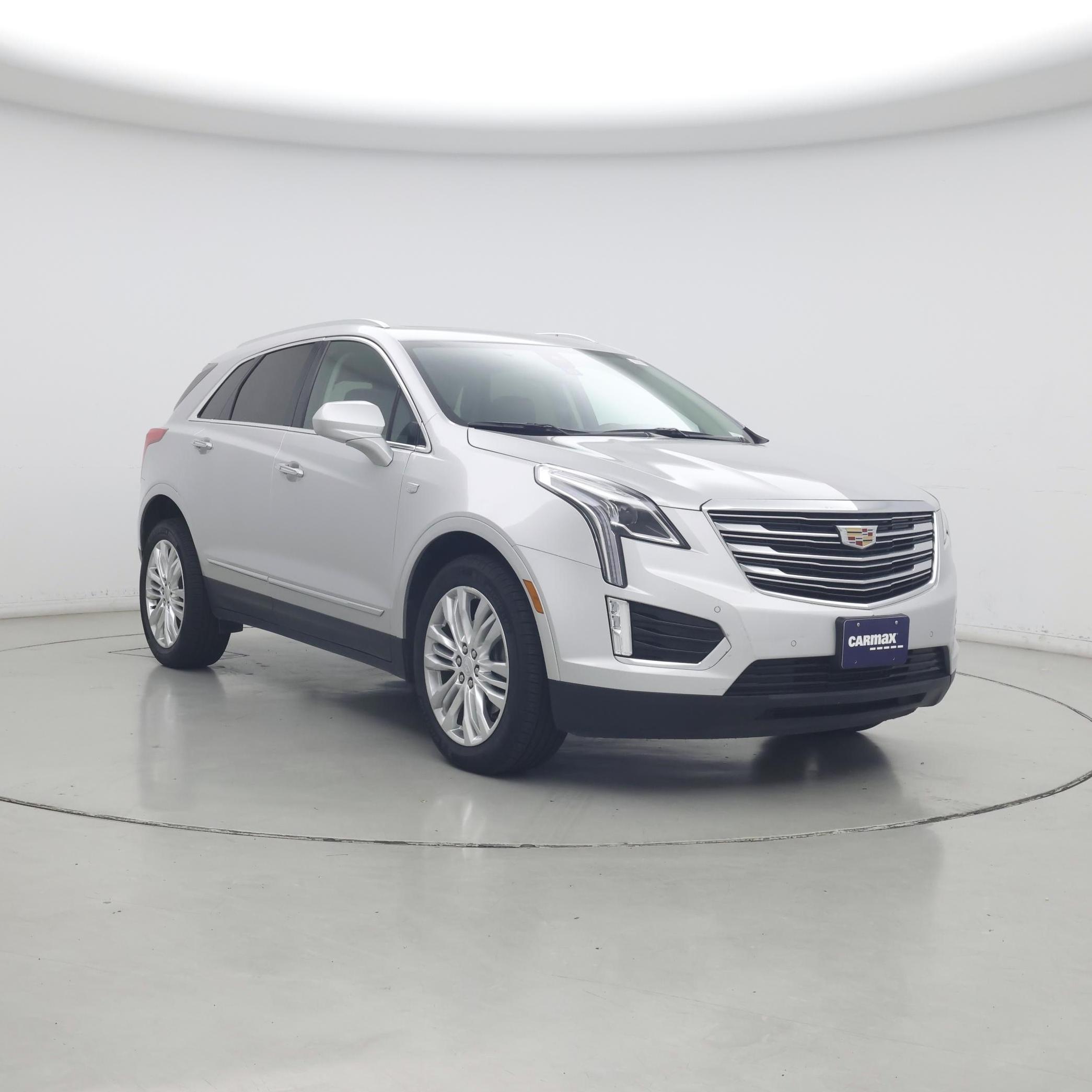 Silver 2019 Cadillac XT5 SUV / Crossover Front-Wheel Drive Automatic