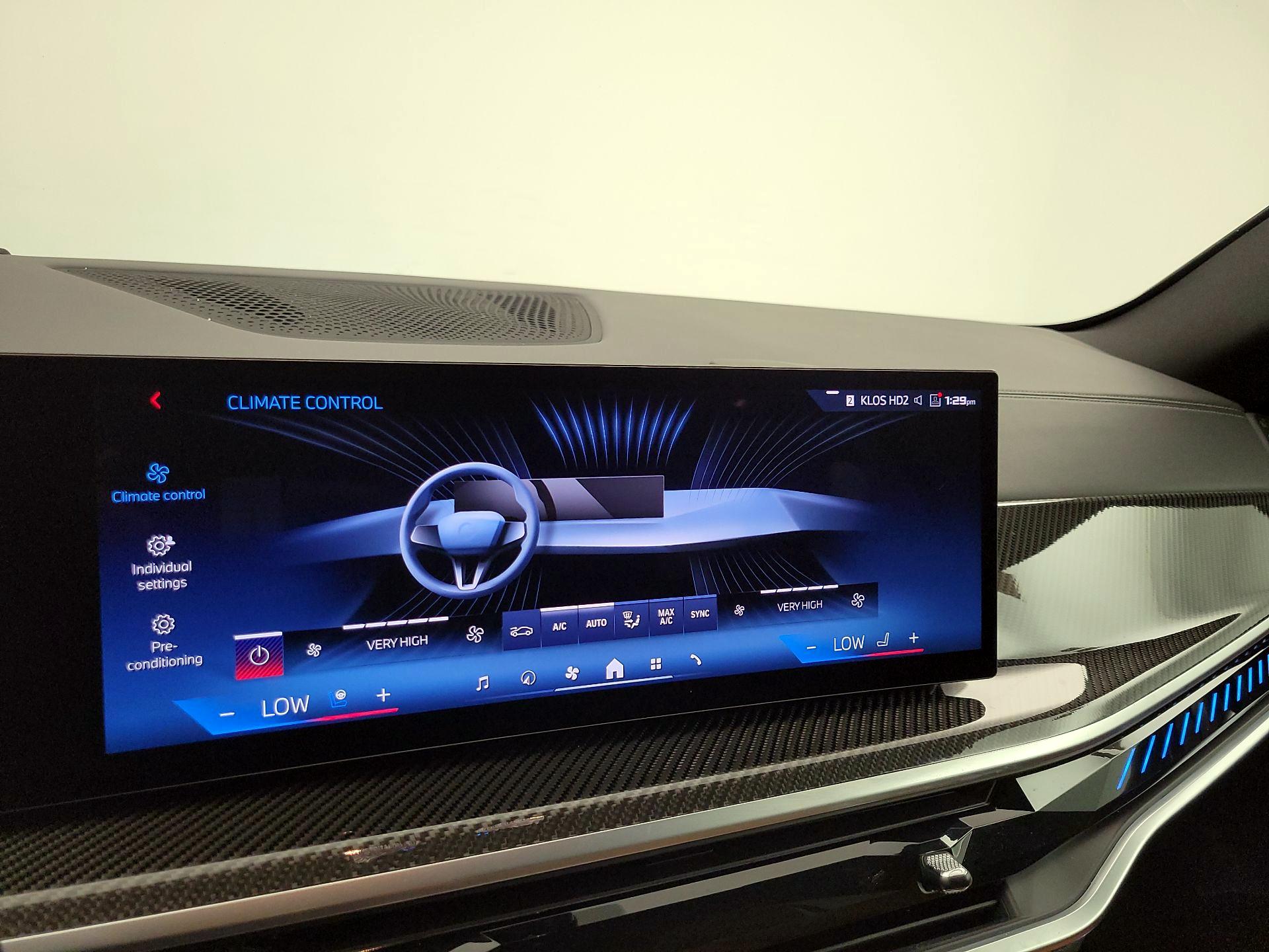 Thumbnail: 2026 BMW X5 - 17