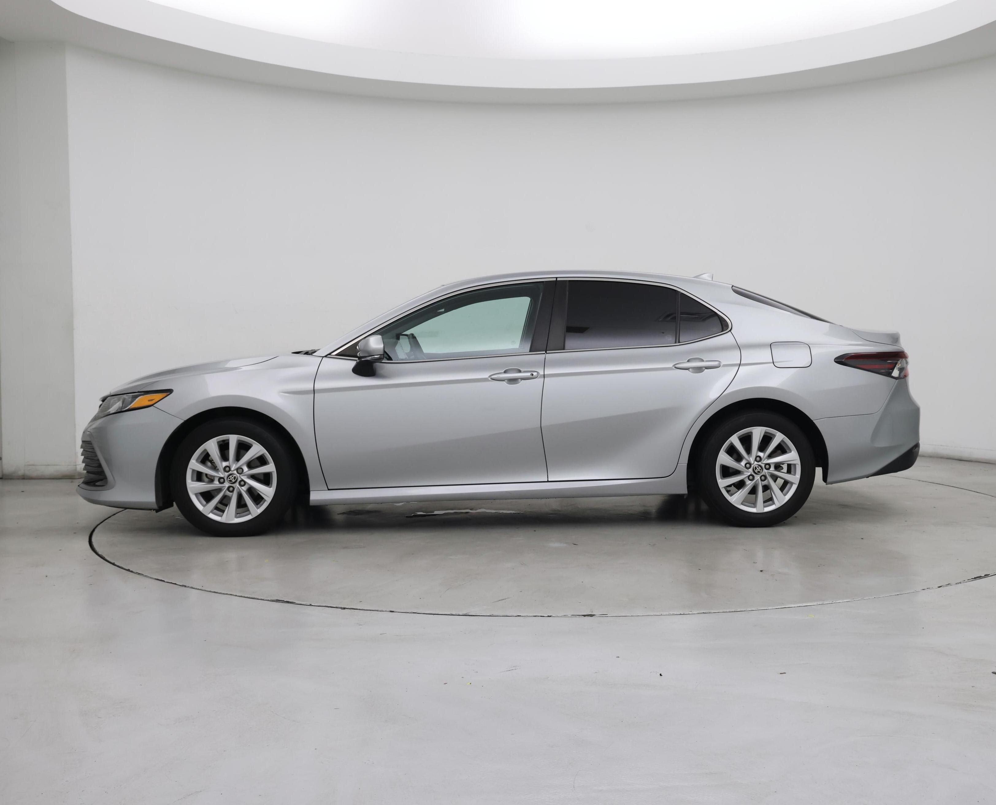 Thumbnail: 2024 Toyota Camry - 3