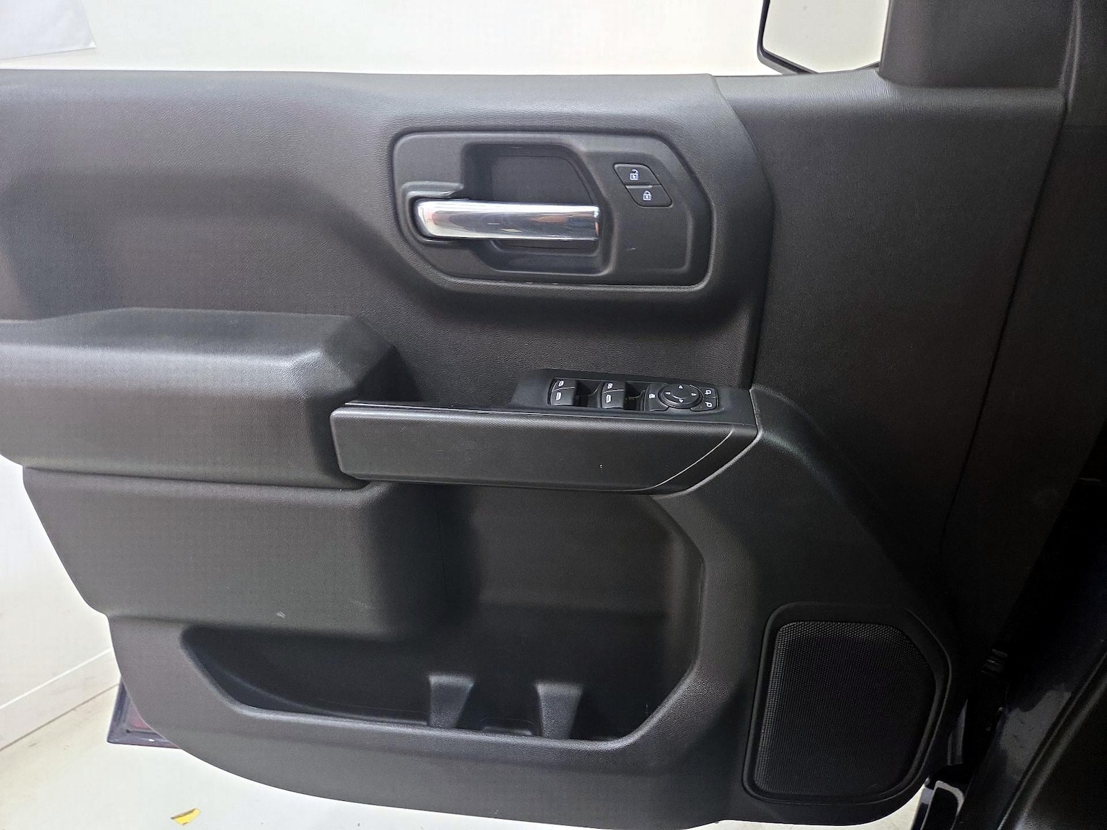 2022 Chevrolet Silverado 1500 Limited Custom - Photo 13