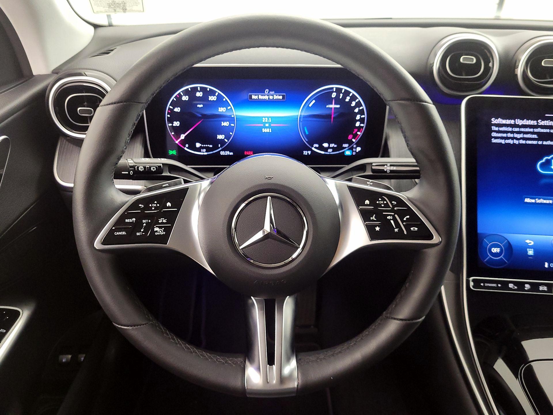Thumbnail: 2025 Mercedes-Benz GLC - 10